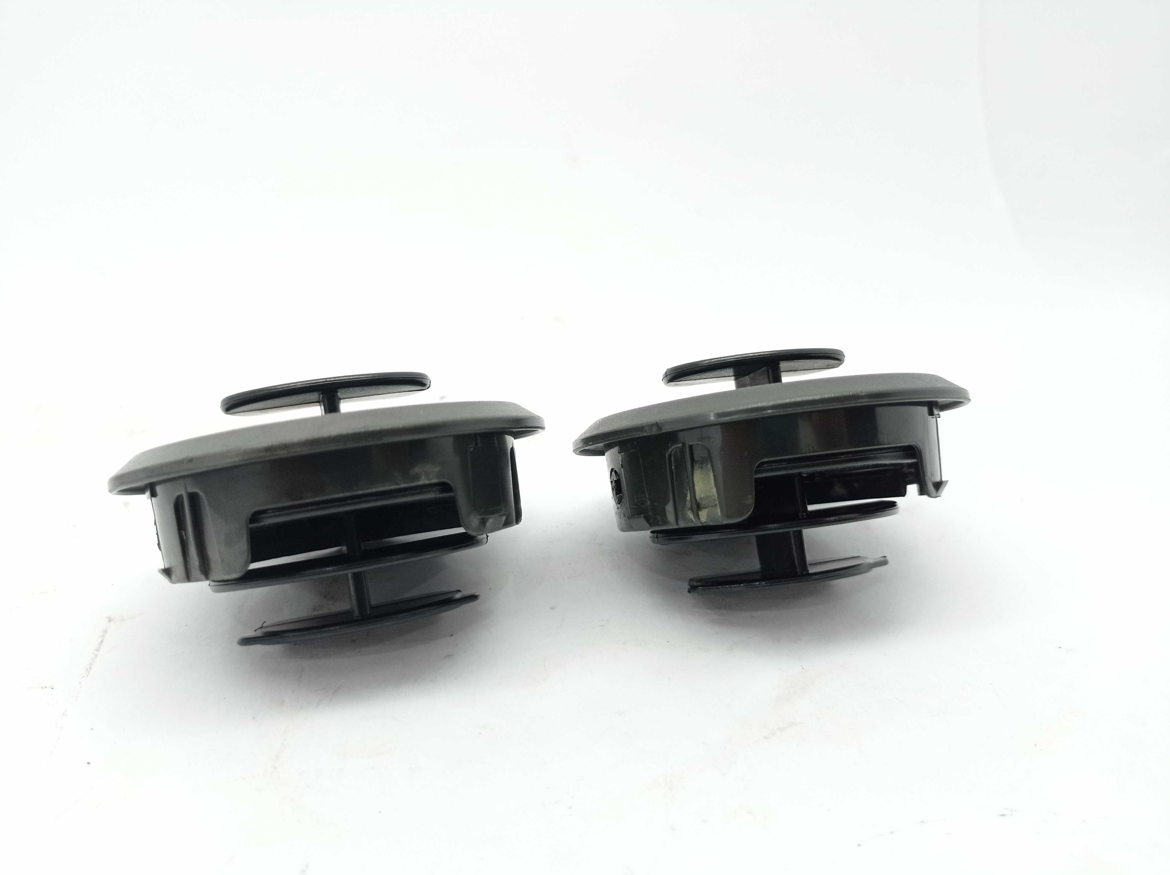 Par de Difusor de Ar Gm Celta Prisma E27711 2