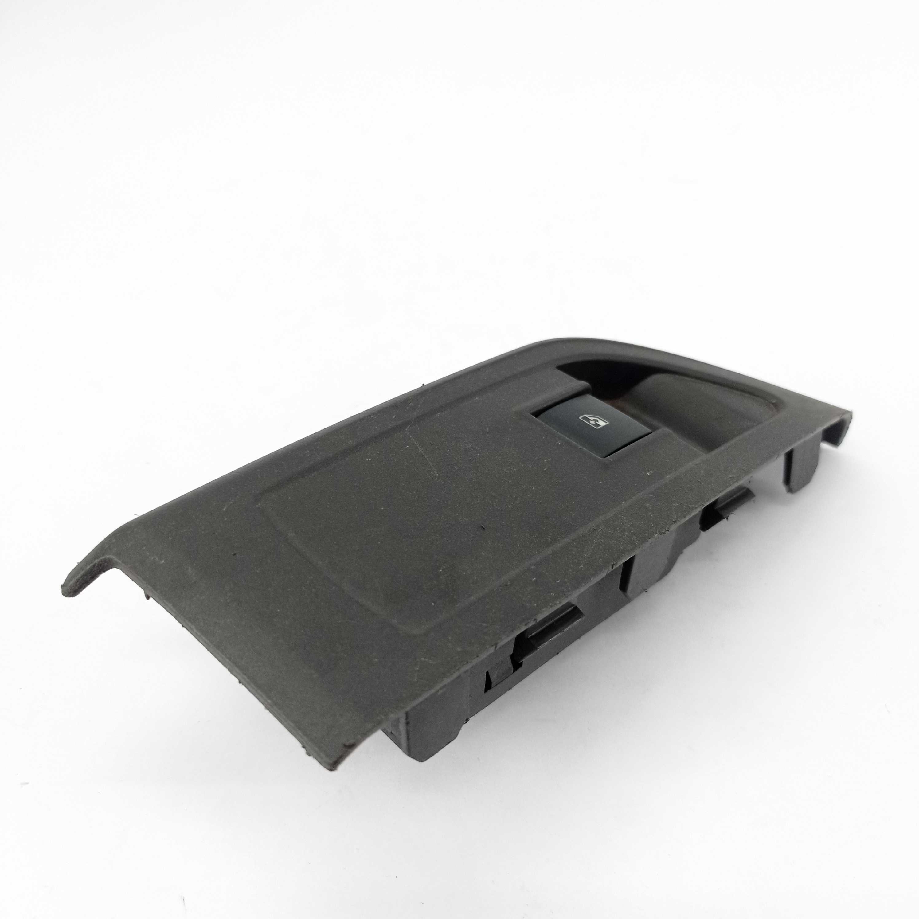 Botão Vidro Elétrico Diant/dir Gm Onix 92221585 E20490 2