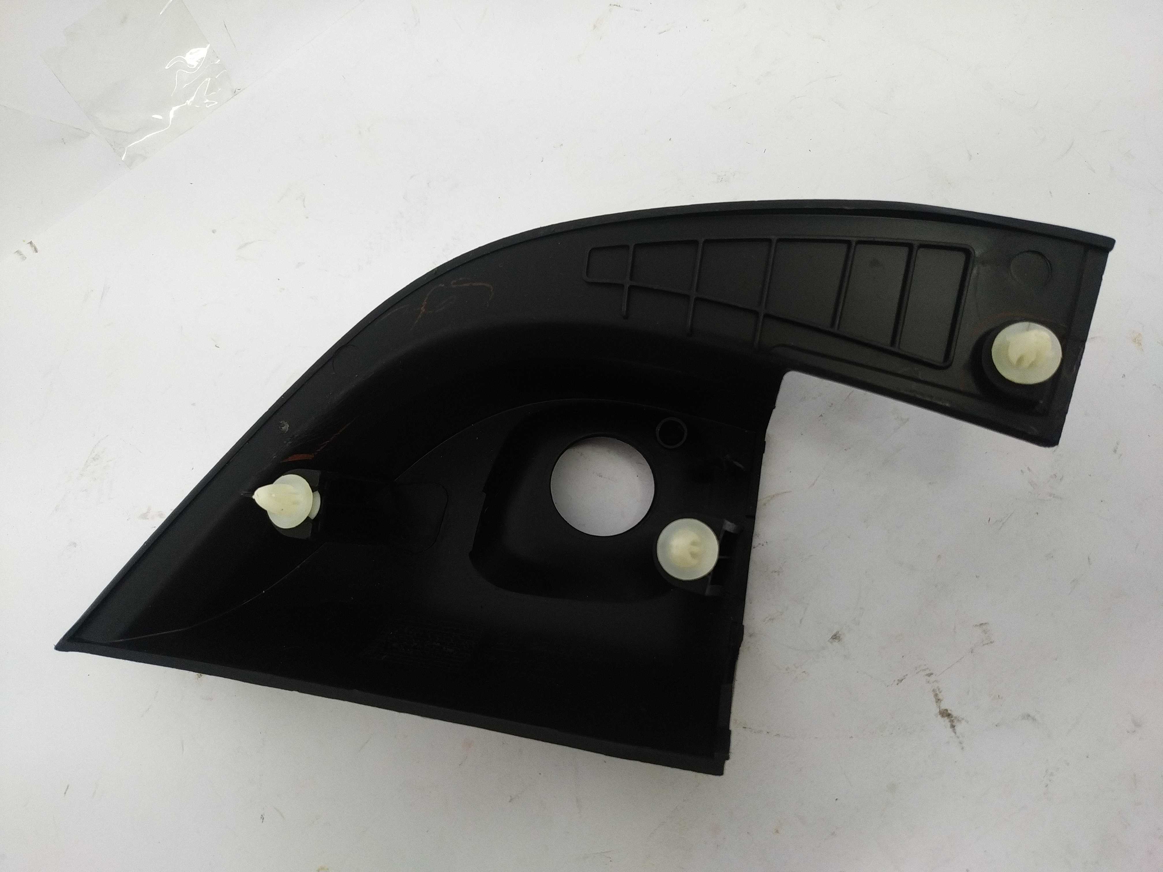 Moldura Interna Retrovisor Esquerdo Gm Onix 2019 52095752 6