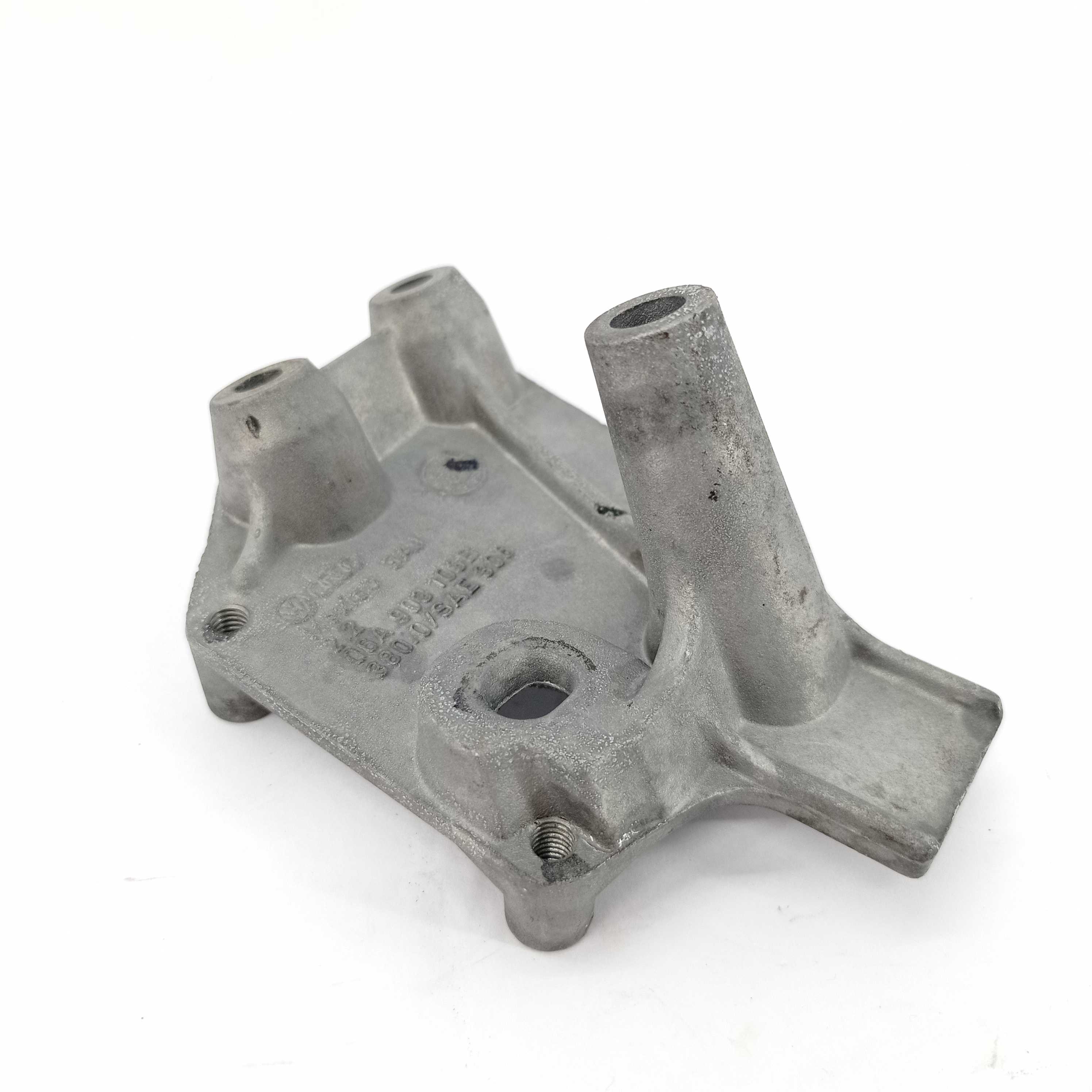 Suporte Bobina Ignição Volkswagen Jetta 06a903103b E23606