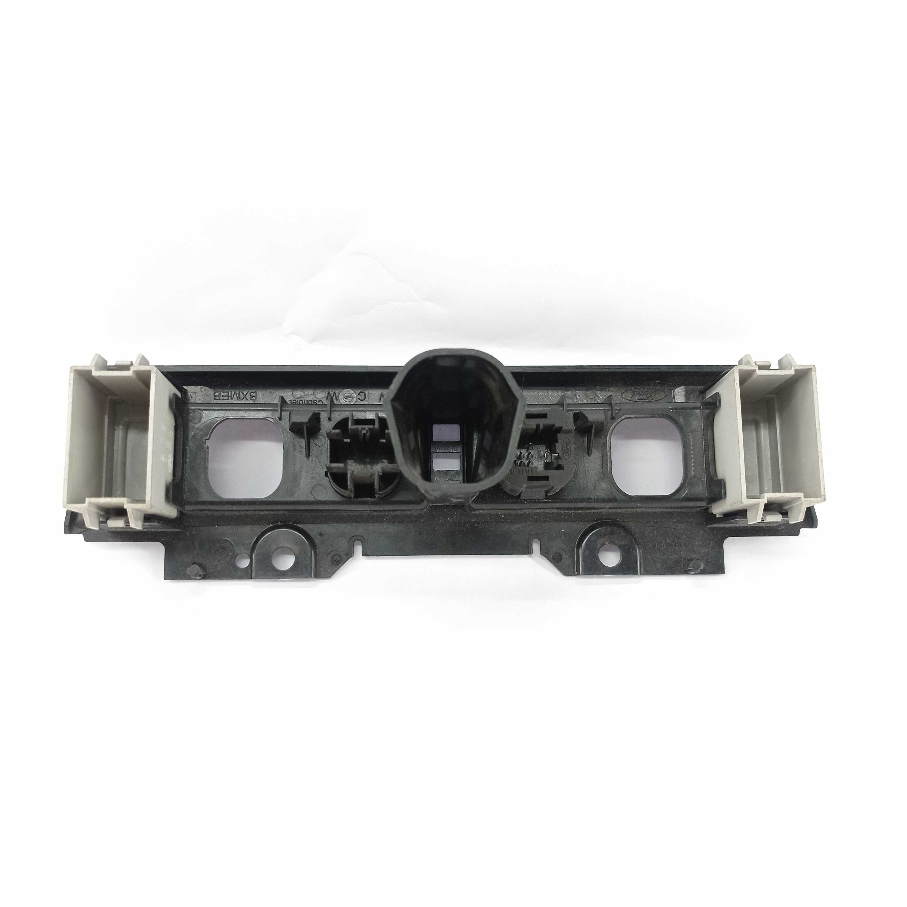 Moldura botão desembaçador Ford Focus 8m5113d734a Estoque