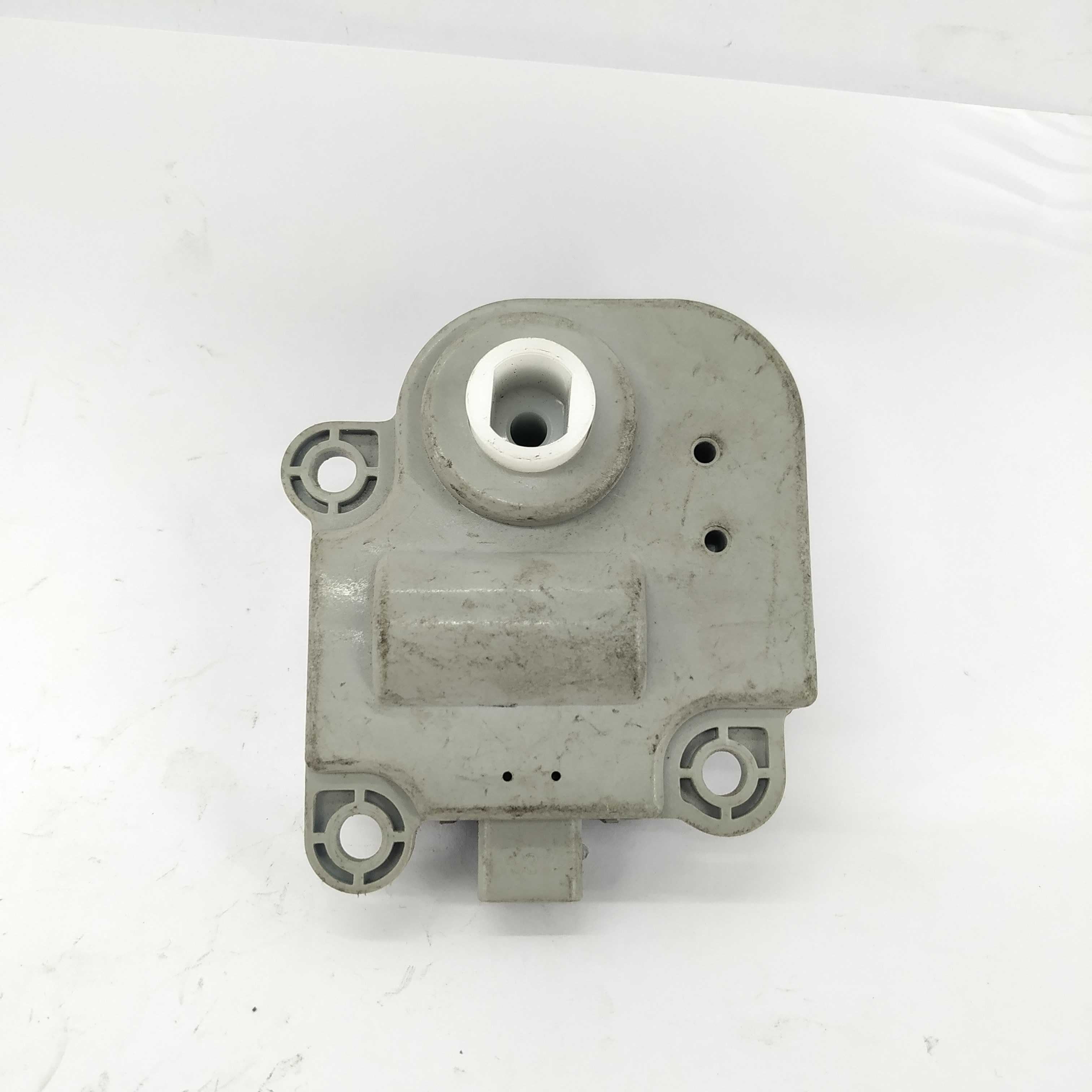 Motor Atuador Da Caixa De Ar Gm Onix Bc1138004070 E22664