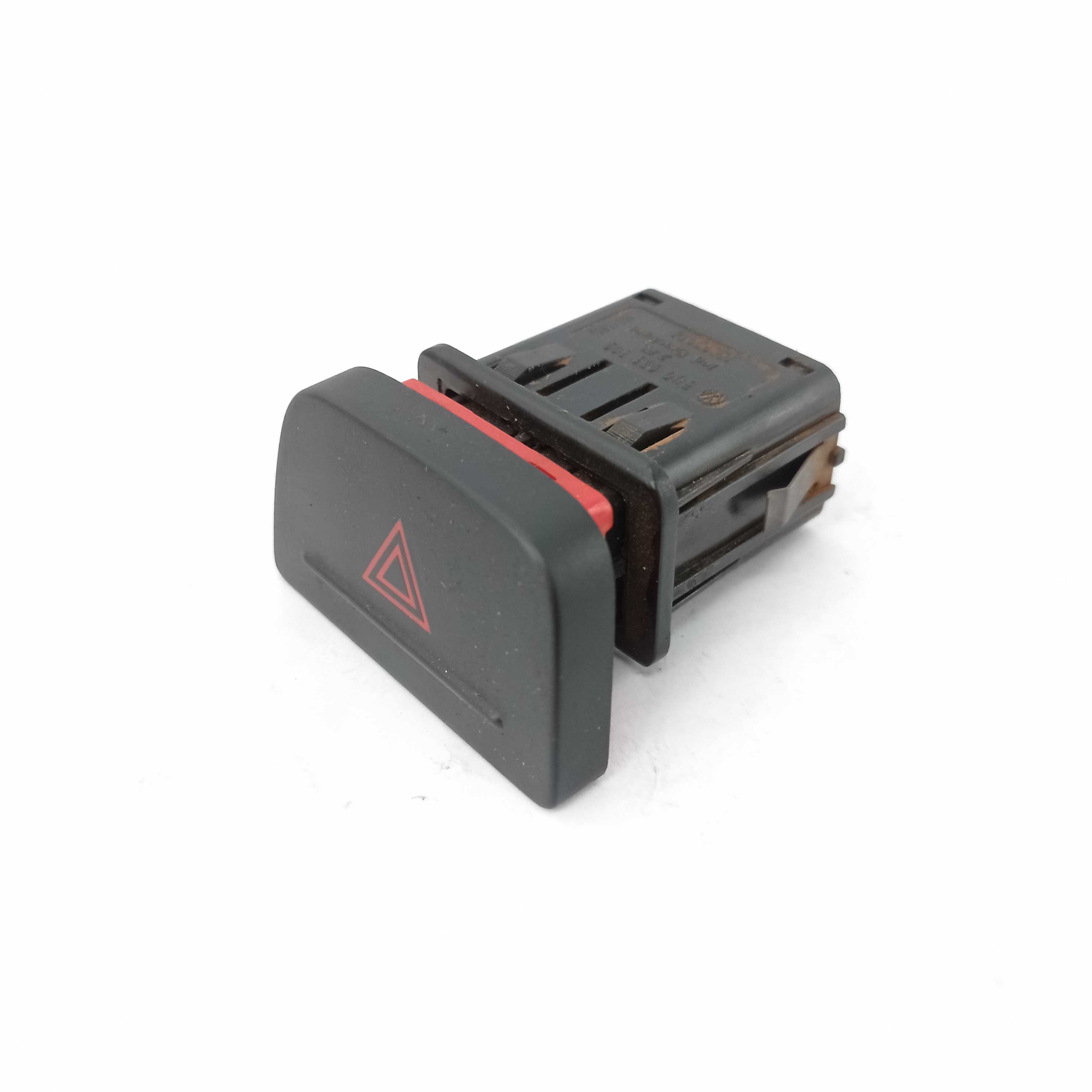 Botão Pisca Alerta Volkswagen Voyage G6 5u0953509 E20648 2