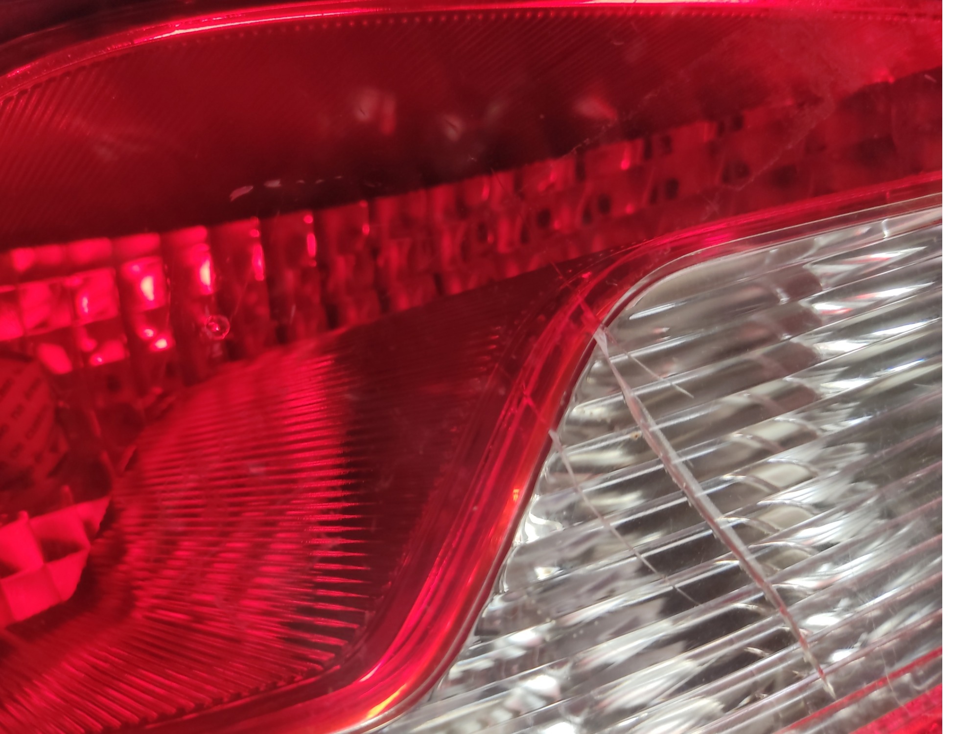 Lanterna Esquerda Renault Kwid 2017 2019 Recuperada Esquerdo Vermelho 4