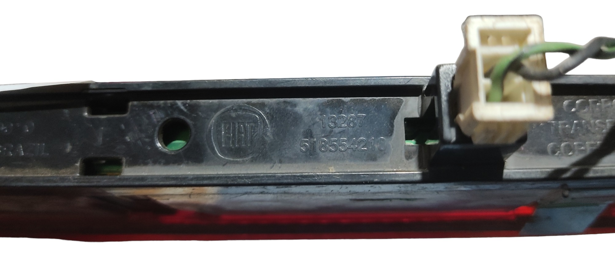 Luz De Freio Fiat Mobi 2016 2018 2020 4