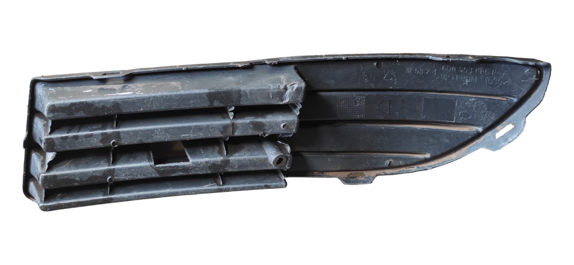 Grade Milha Direito Volkswagen Polo 2008 2010 C/detalhe Preto Direito 2