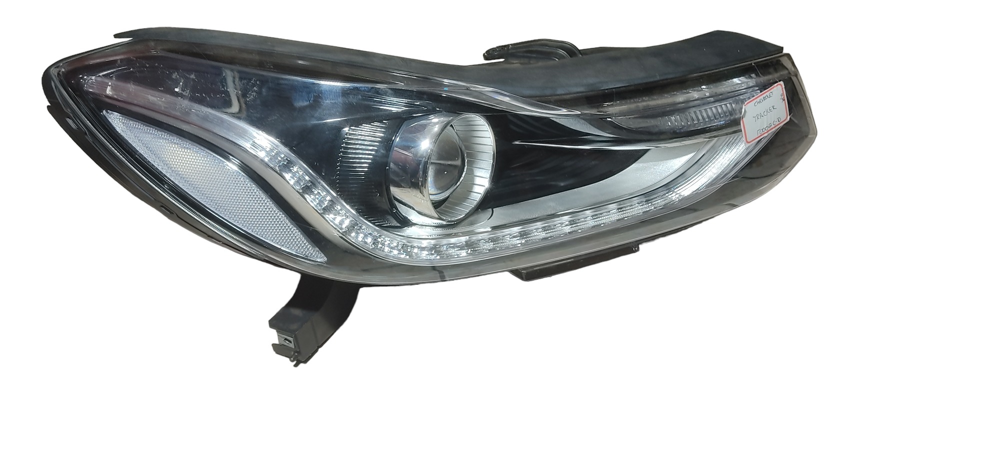 Farol  Direito Chevrolet Tracker 2017  2018 Recuperado