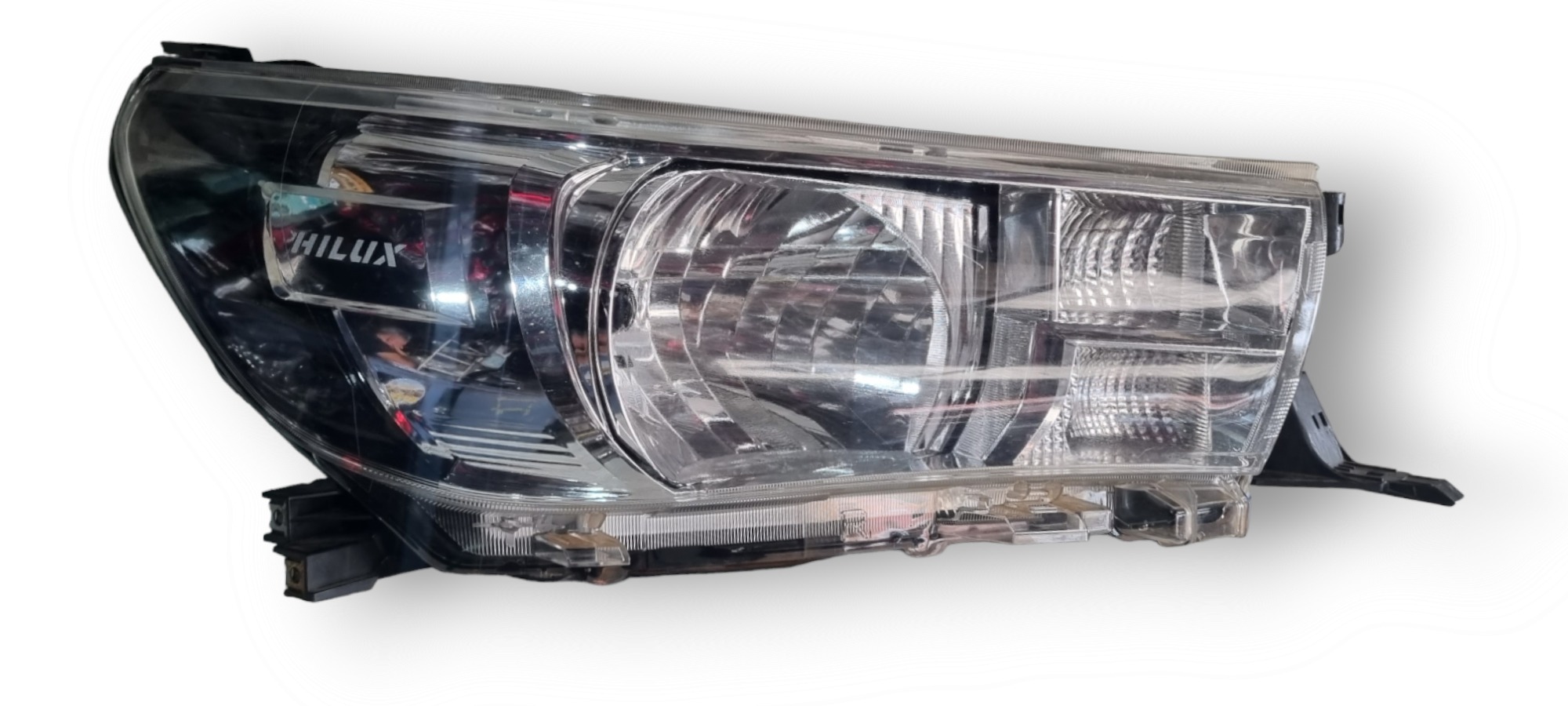 Farol Direito Toyota Hilux 2016 Recuperado  Direito