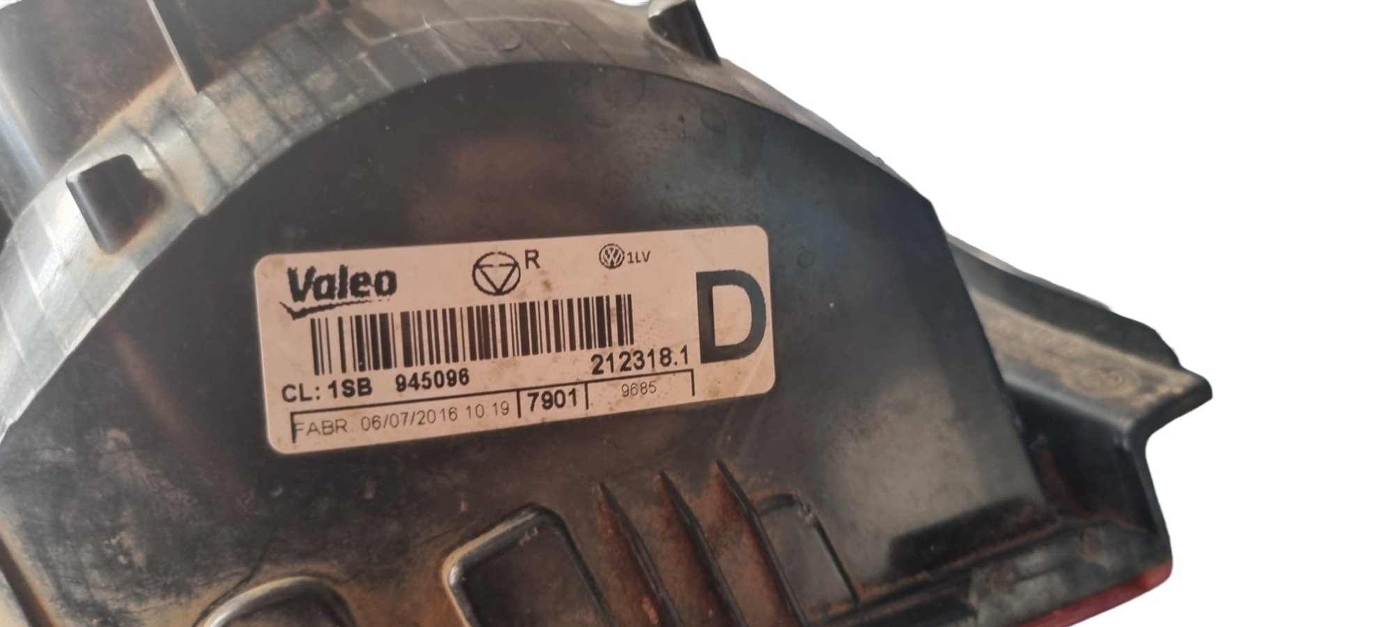 Lanterna Direita Volkswagen Up 2014 Recuperado 8