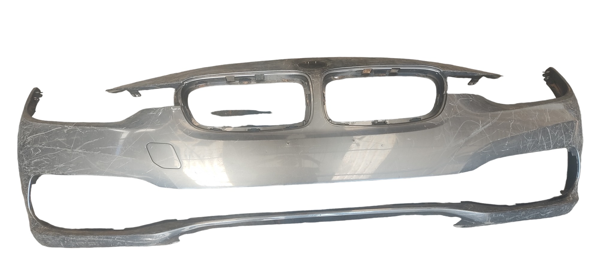 Parachoque Dianteiro Bmw 320 328 2017 2018 Recuperado Preto