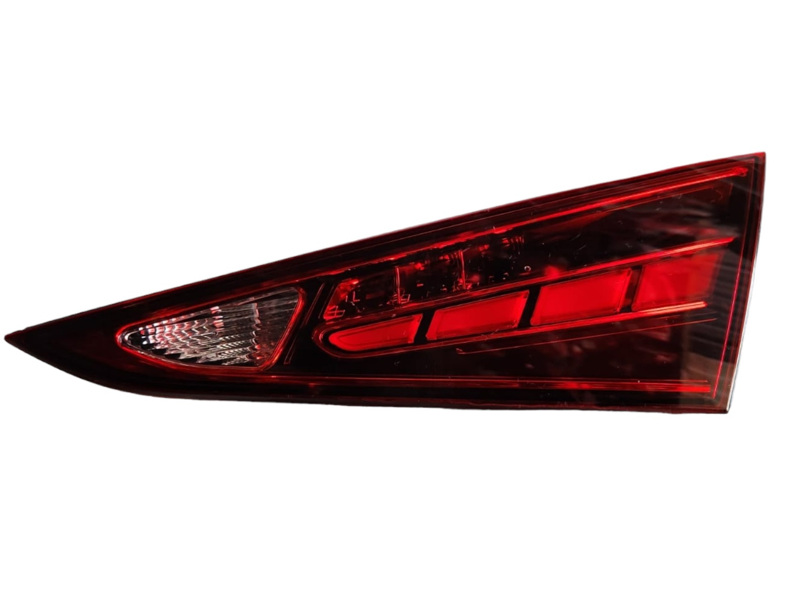 Lanterna Direita Da Tampa Mercedes C180 C200 C250 2022 2023 Direito Vermelho 1