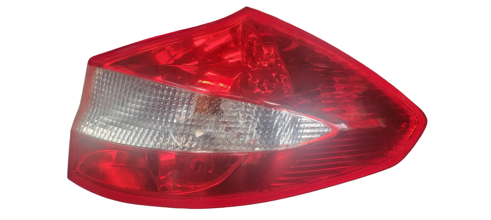 Lanterna Direito Chery Celer Hatch 2011 2014 Recuperada