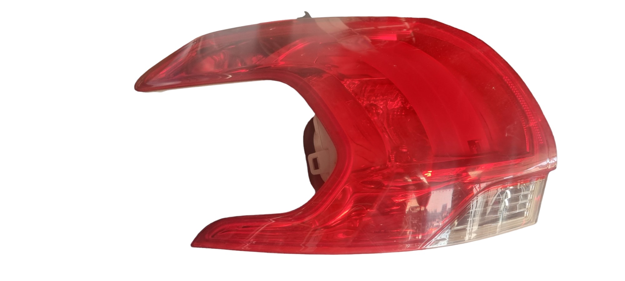 Lanterna Esquerda Peugeot 2008 2015 2018 2019 Recuperado Esquerdo/motorista Vermelho 1