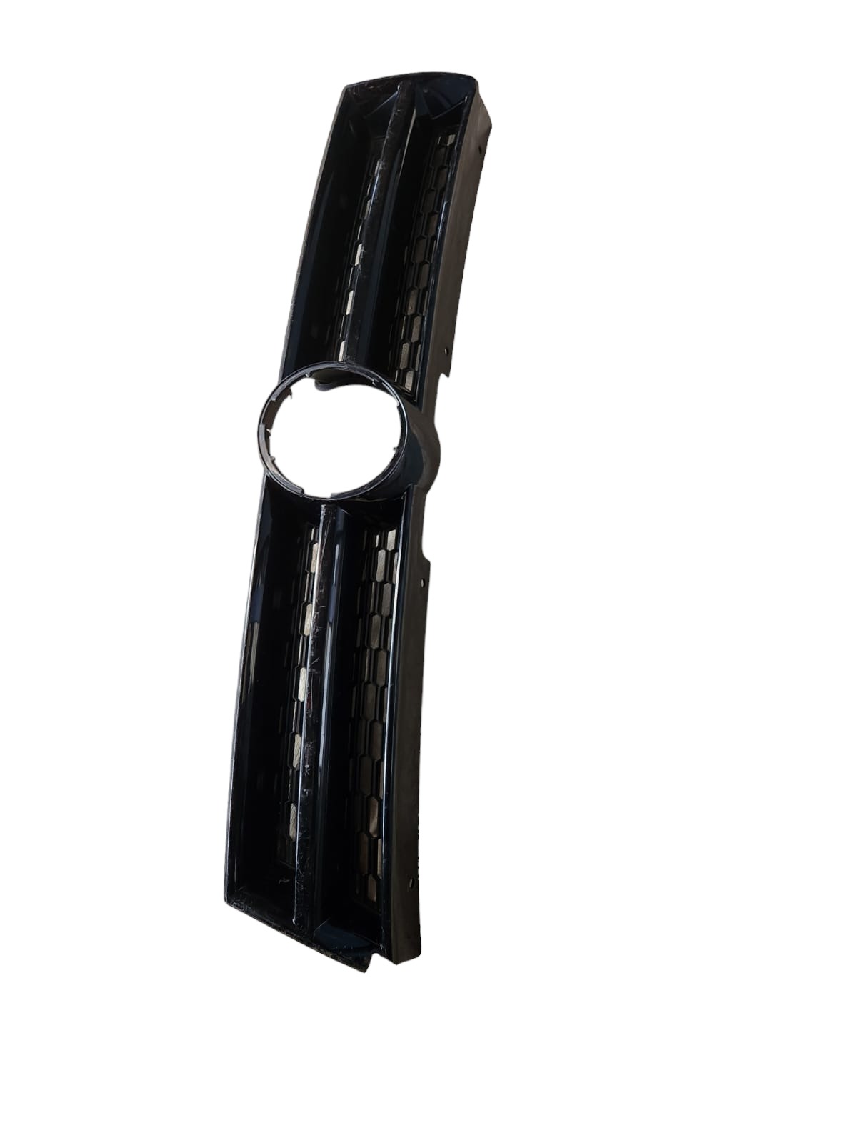 Grade Frontal Da Volkswagen Fox Space C/detalhe  Preto Mate