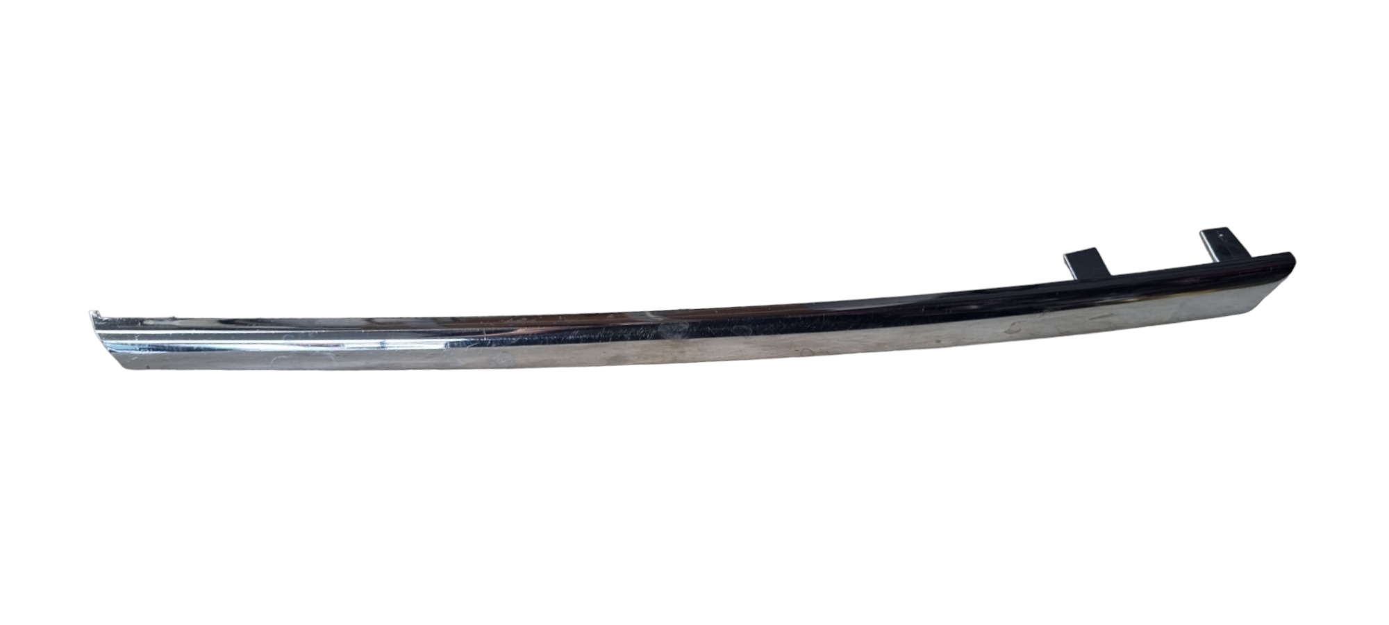 Friso Da Grade Mercedes C180 Presilhas Quebradas  Prata