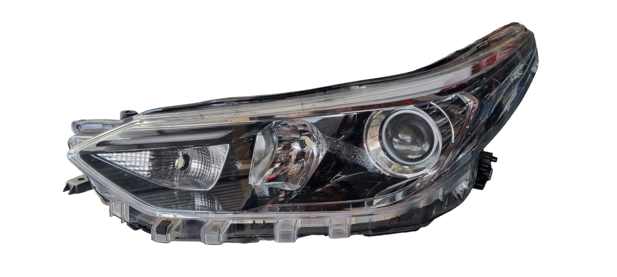 Farol Esquerdo Toyota Yaris 2018 2019 2020 2021 Recuperado Esquerdo