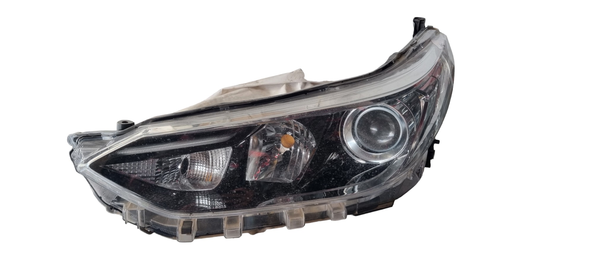 Farol Esquerdo Toyota Yaris 2018 2019 2020 2021 Recuperado