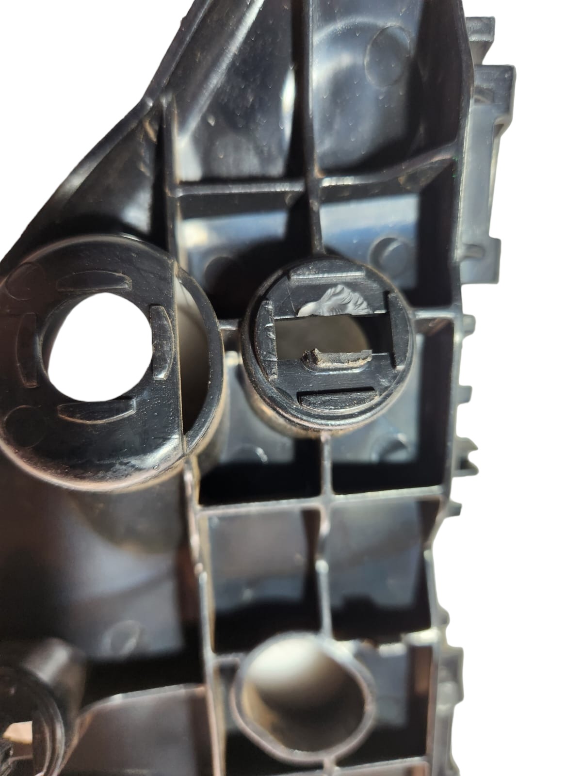 Guia Parachoque Dianteiro Direito Toyota Yaris 2019 3