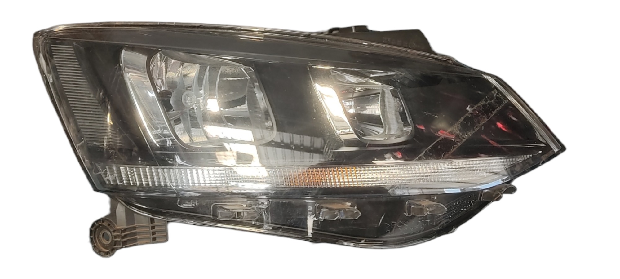 Farol Direito Volkswagen Fox 2015 2017 Recuperado