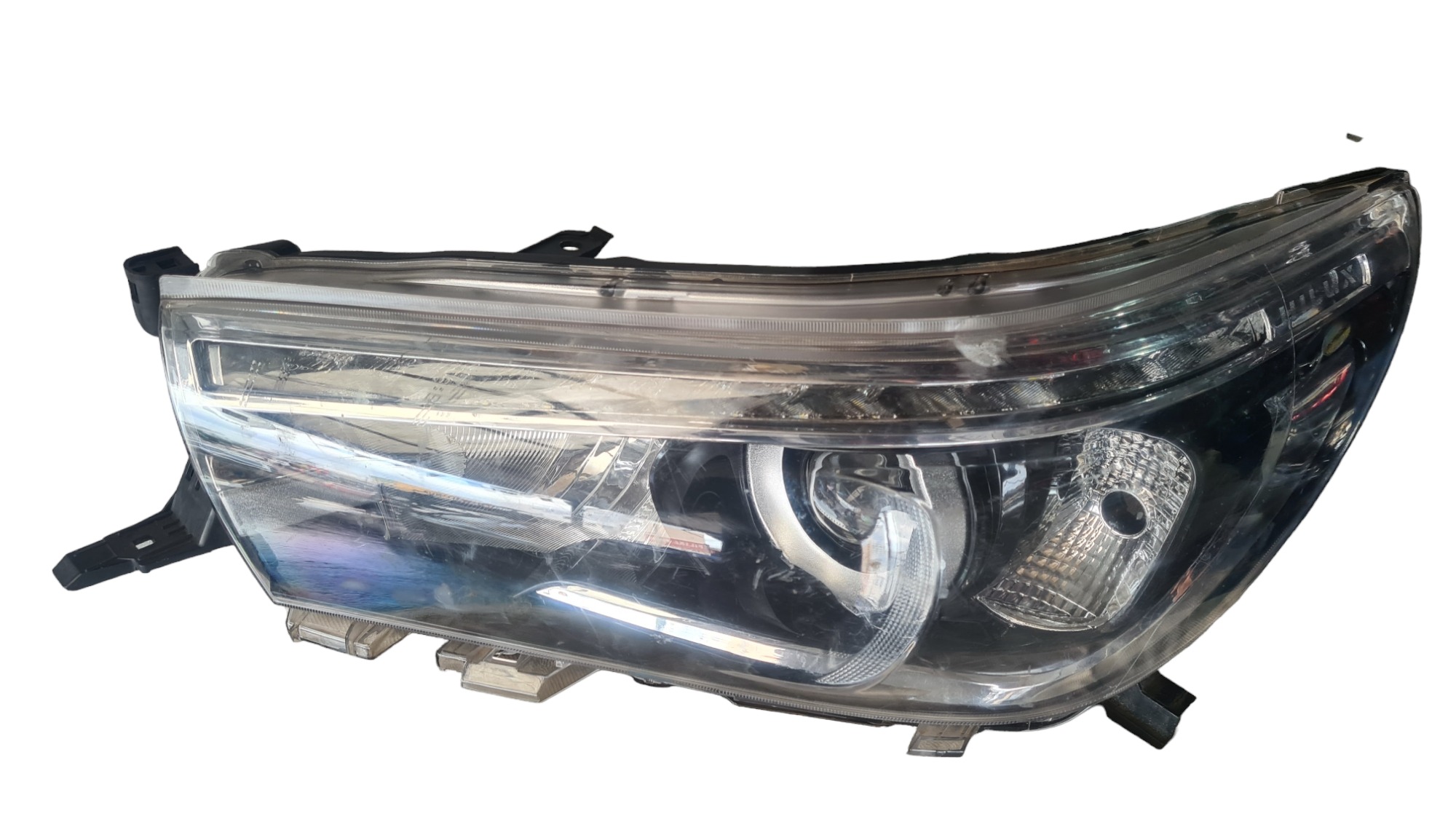Farol Esquerdo Toyota Hilux 2016 C/led C/detalhe 1 Linha