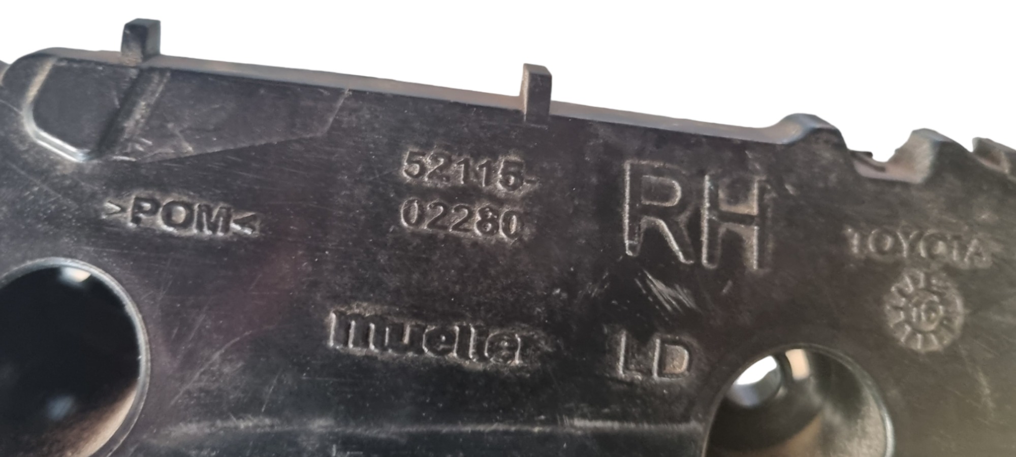 Guia Suporte Do Parachoque Direito Toyota Corolla 2016 3