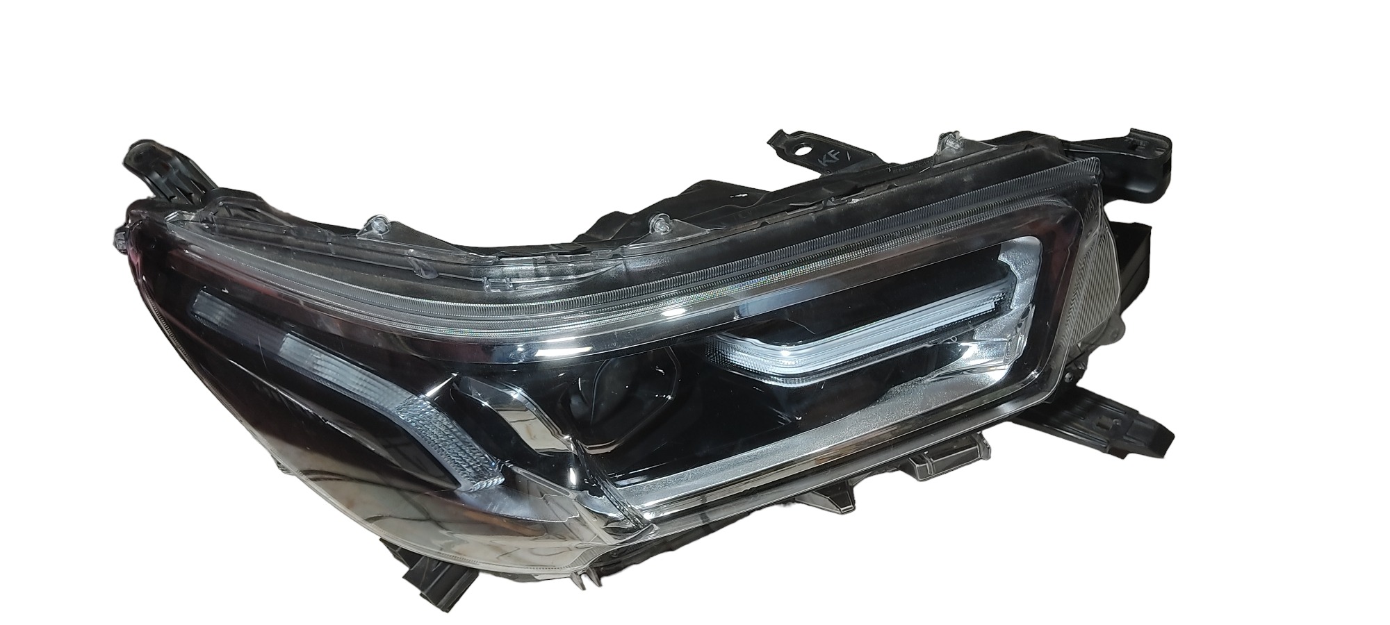 Farol Direito Toyota Hilux 2021 Recuperado Direito/passageiro