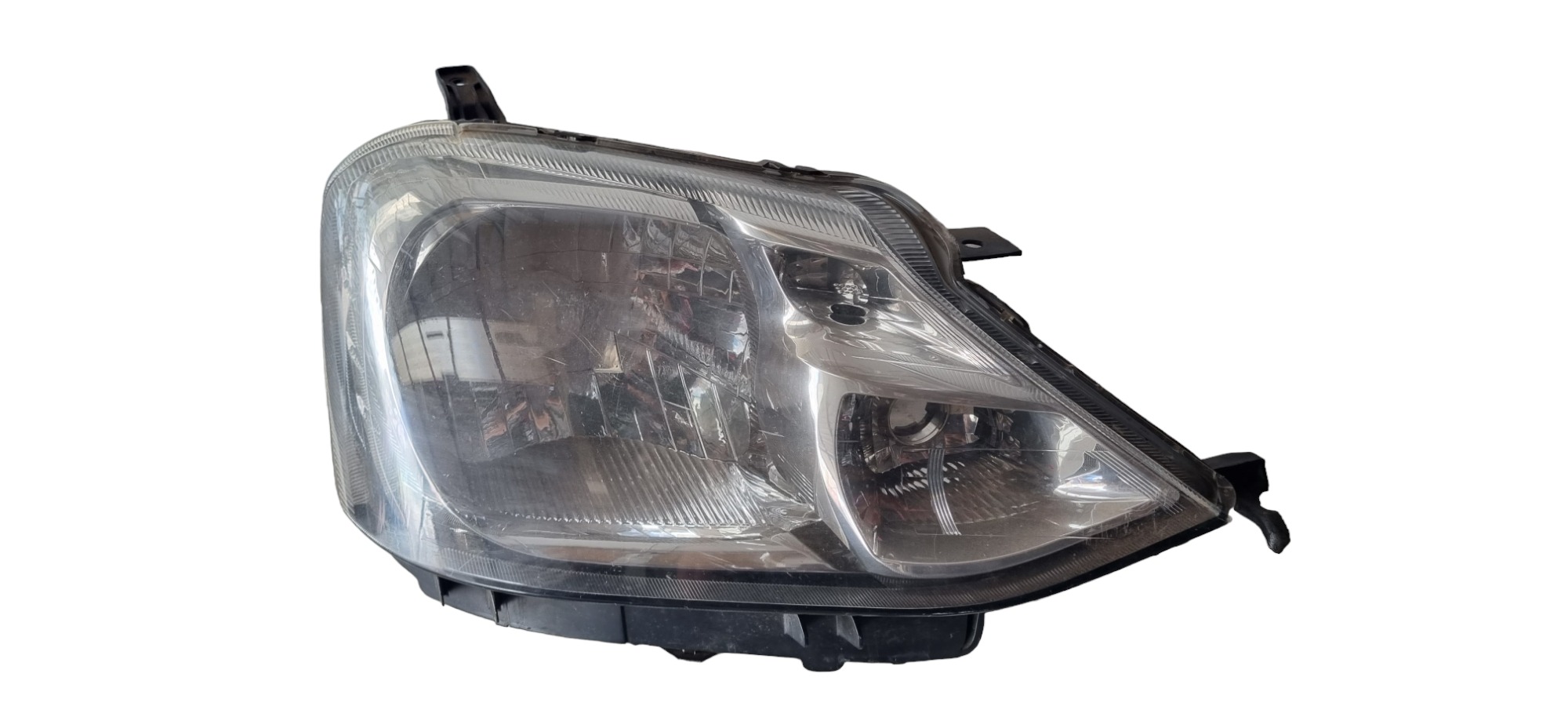 Farol Direito Toyota Etios 2012 2014 2015 2016 Recuperad Direito/passageiro