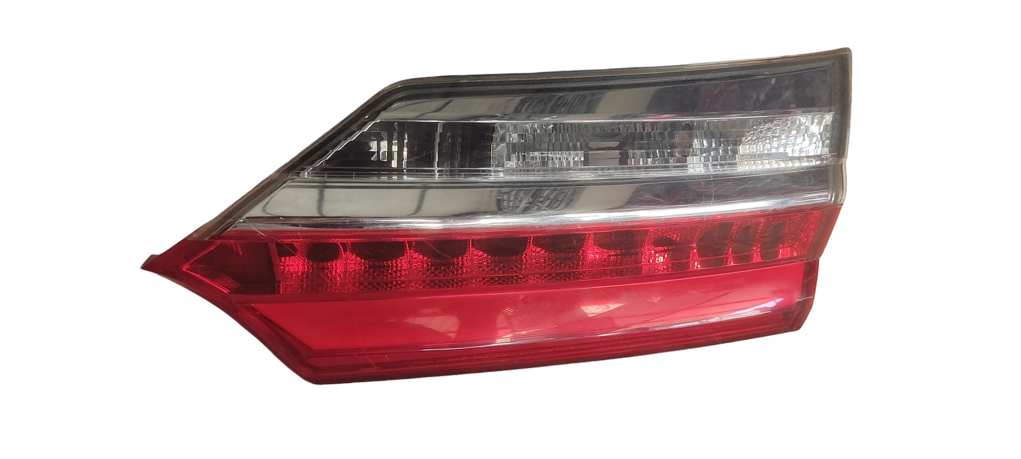 Lanterna Direita Mala Toyota Corolla 18 C/detalhe 1