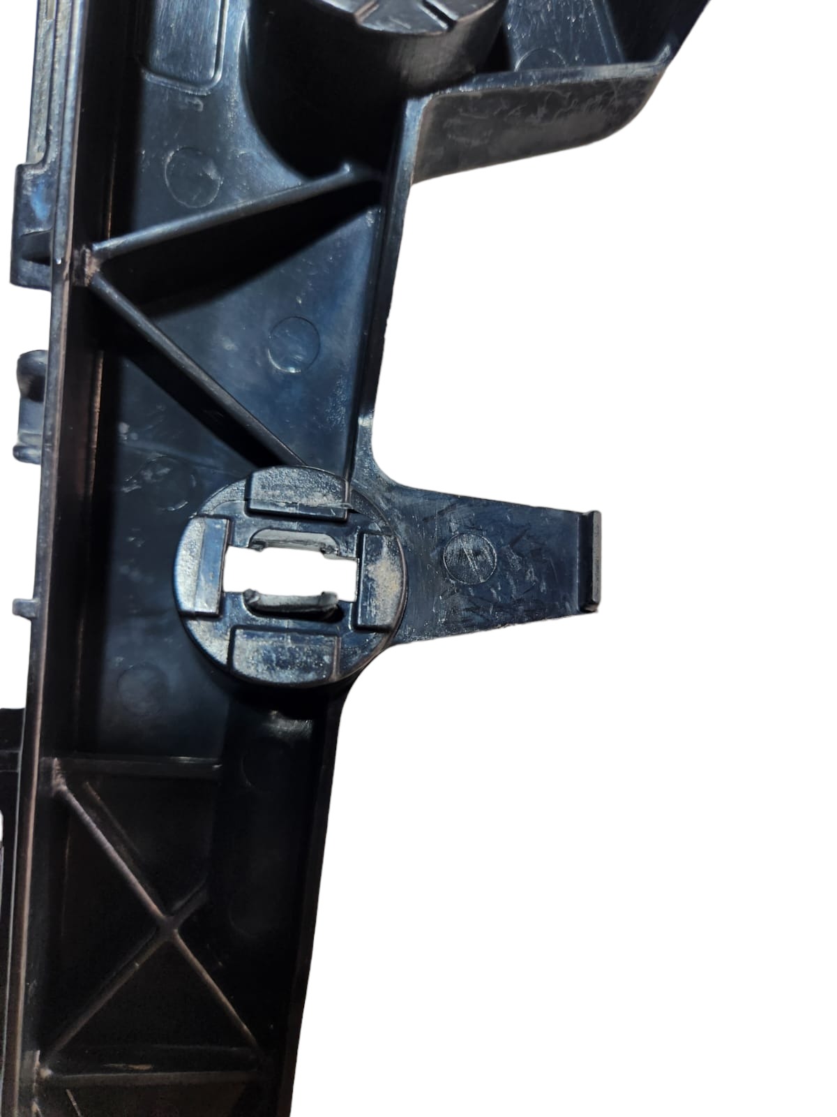Guia Parachoque Dianteiro Esquerdo Toyota Hilux 2013 3