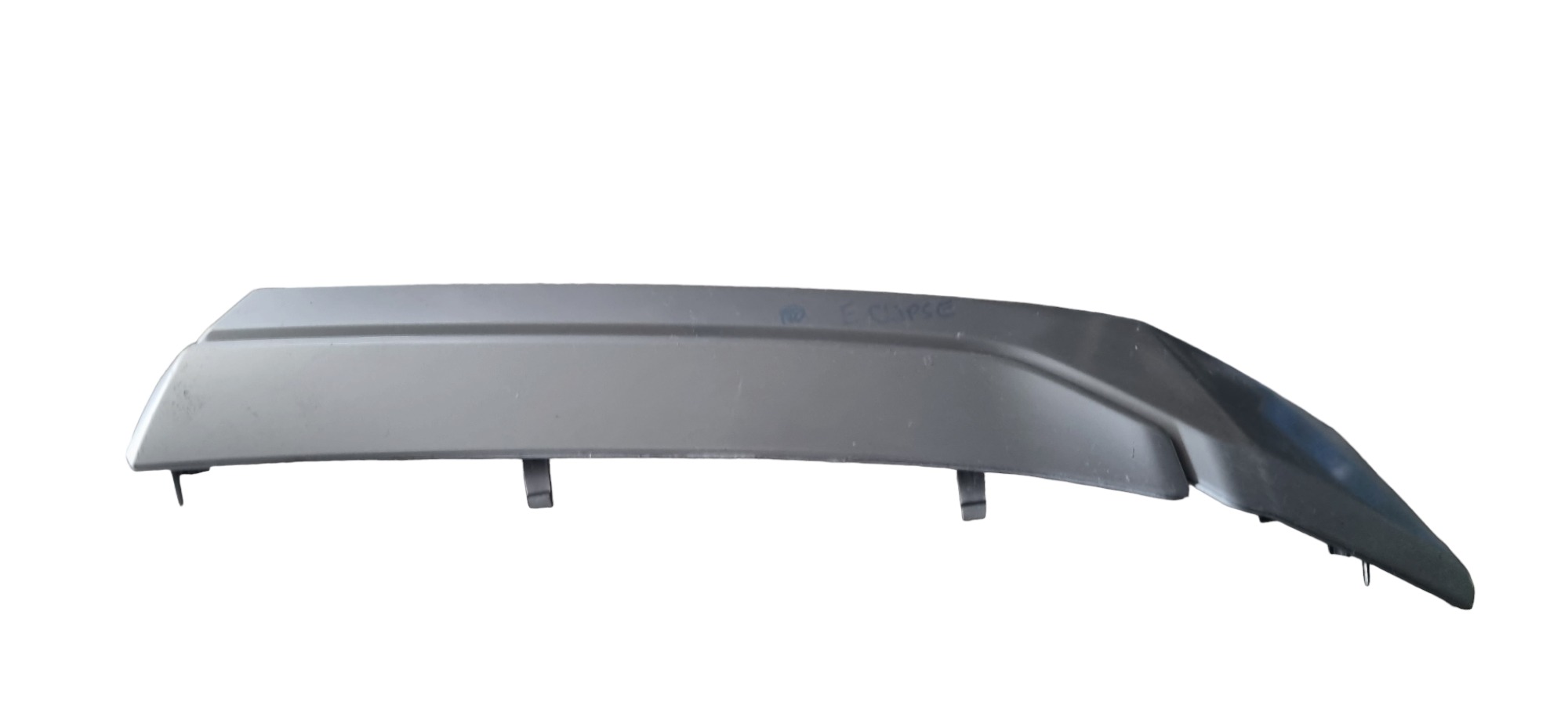 Moldura Da Grade Direita Mitsubishi L200 2015 Prata