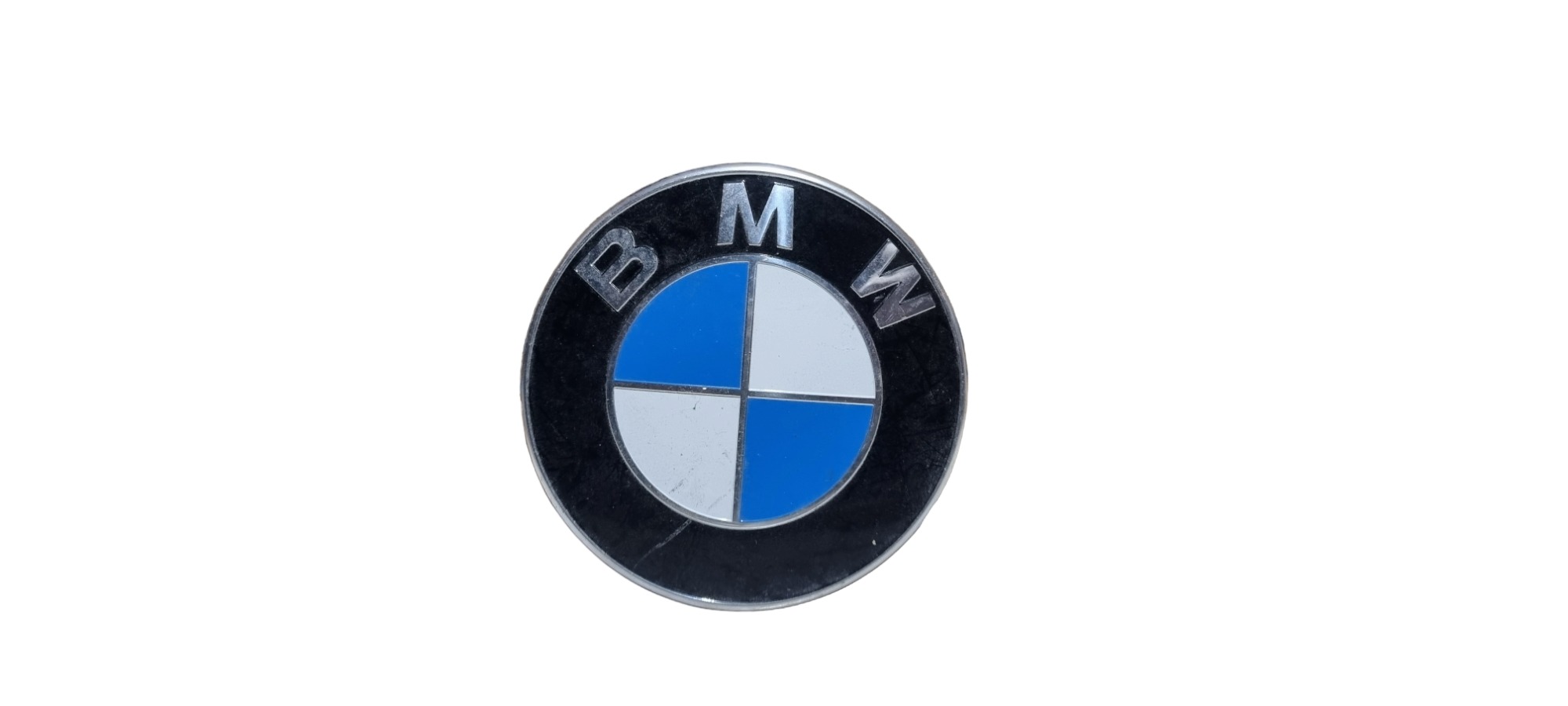 Emblema Dianteiro Bmw 120i 128i 320i 328i Com Marcas De Uso Preto