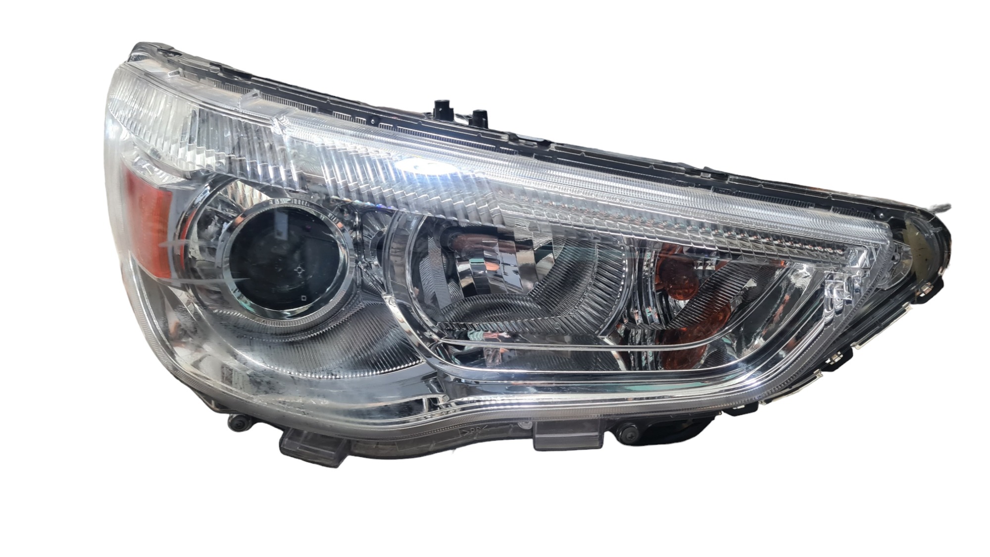 Farol Direito Mitsubishi Asx Recuperado