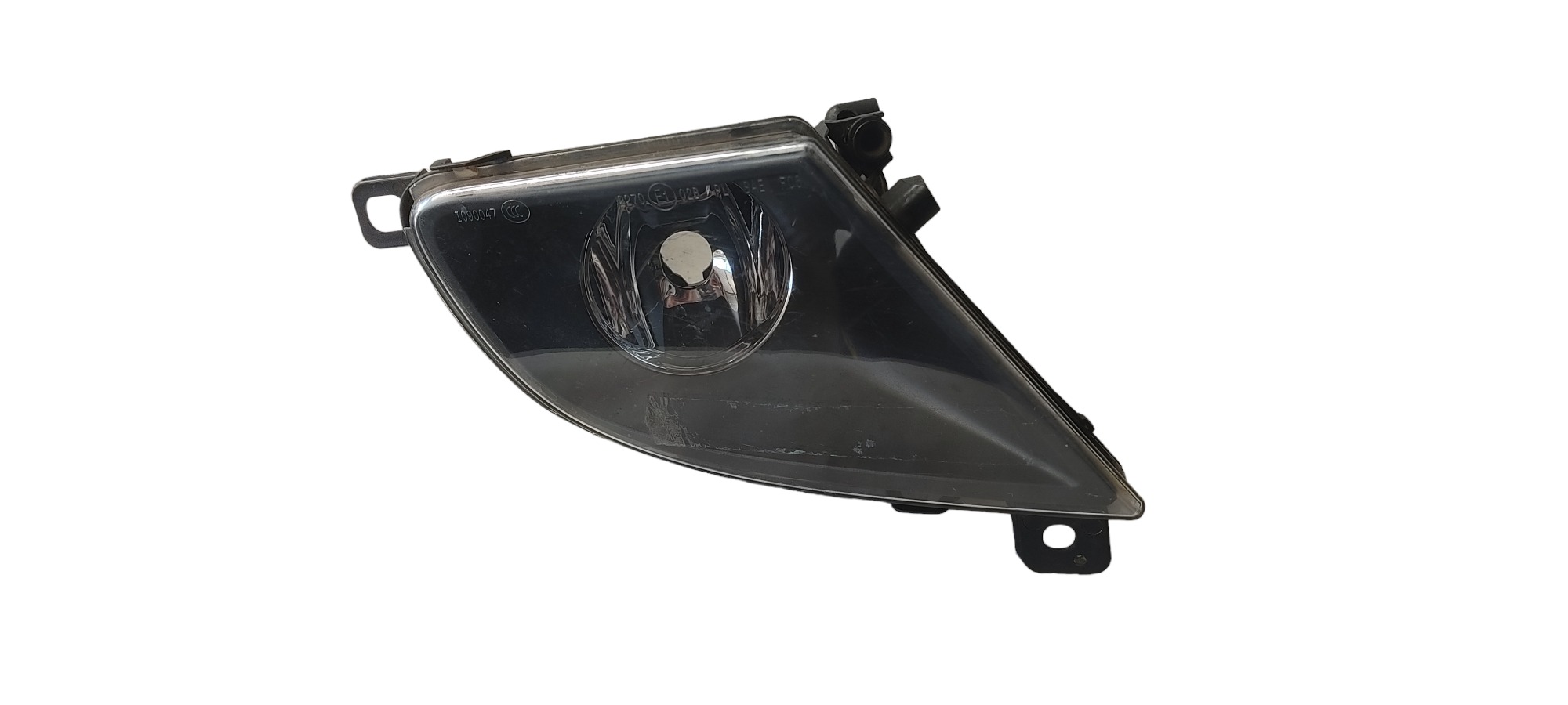 Farol Milha Direita Bmw 528i 2008 Detalhe Na Lente S/n S/n