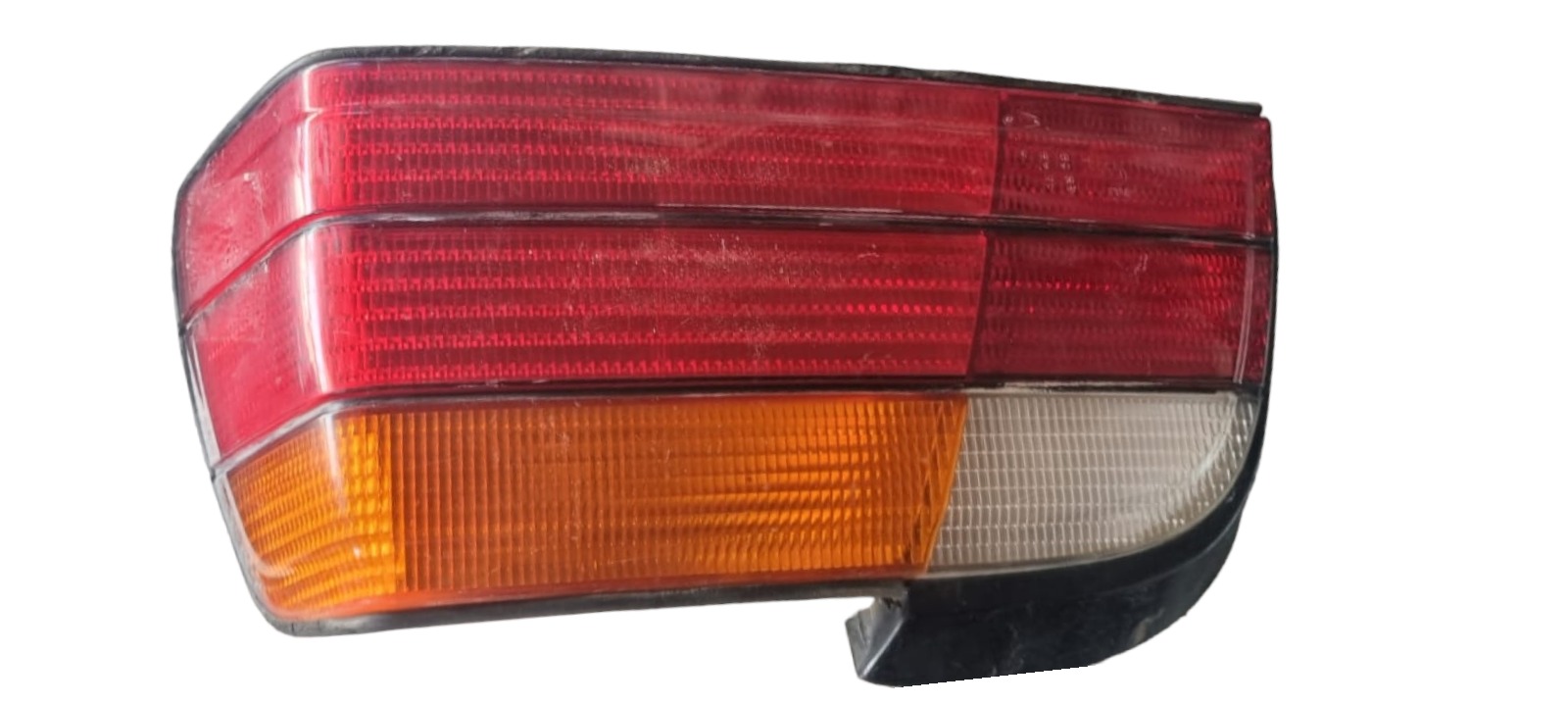 Lanterna Direita Bmw 320 328 E37 1995 C/detalhe  Esquerdo Vermelho 1