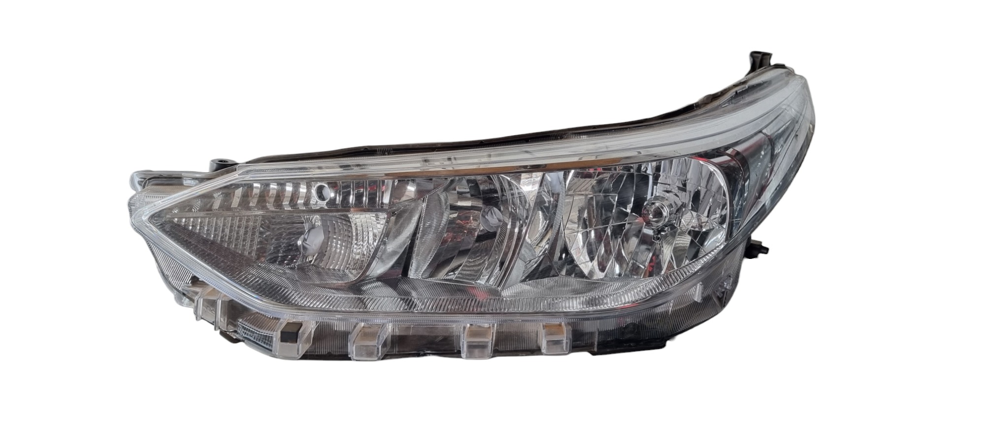 Farol Esquerdo Recuperada Toyota Yaris 2018 2019 2021  Esque