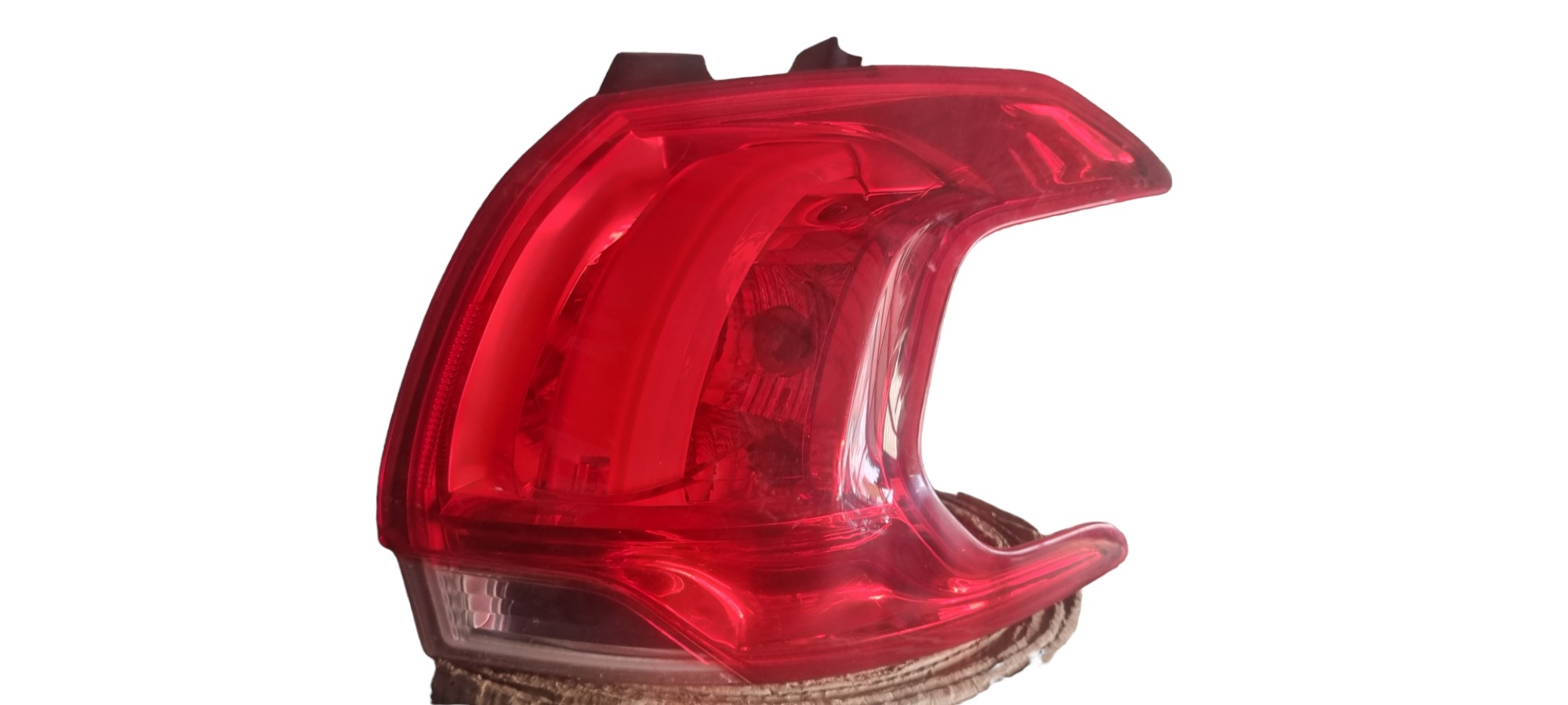 Lanterna Direita Peugeot 2008 2015 2016 2019 Recuperado  Direito Vermelho 1