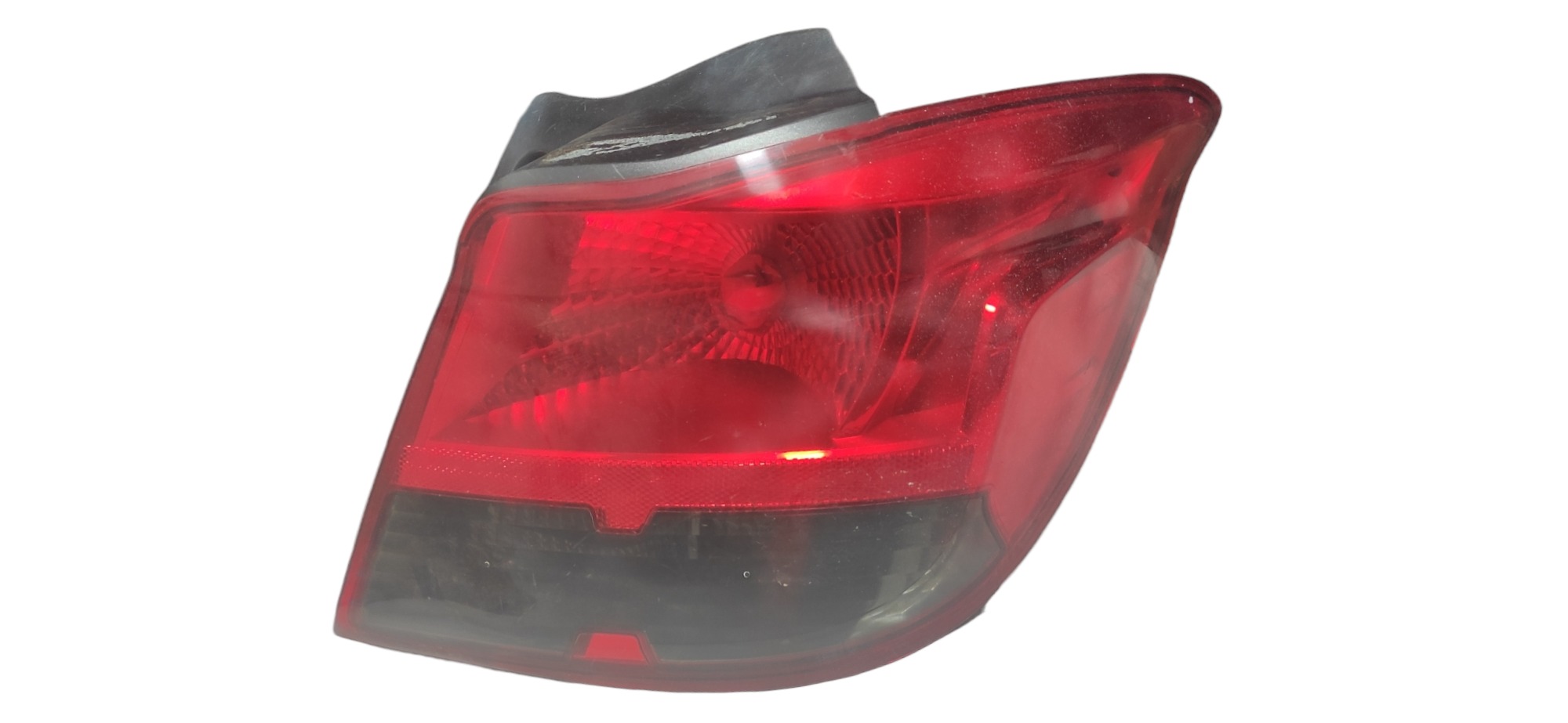 Lanterna Direita Chevrolet Onix 2013 2015 Recuperada 1