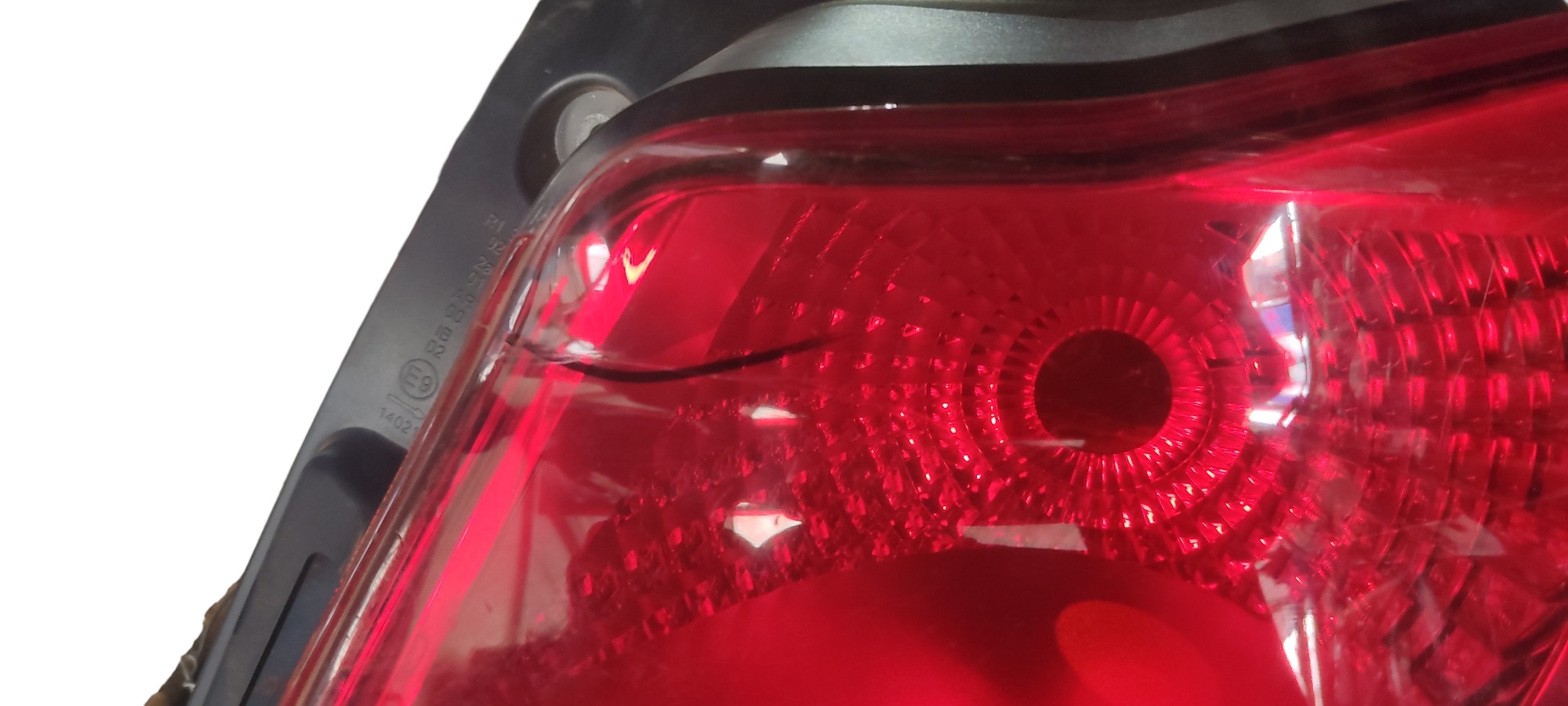 Lanterna Direita Chevrolet Onix 2013 2015 Recuperado 7
