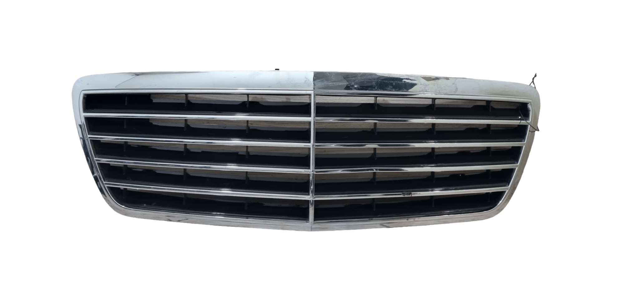 Grade Frontal Mercedes E320 1996 2000 Com Detalhes