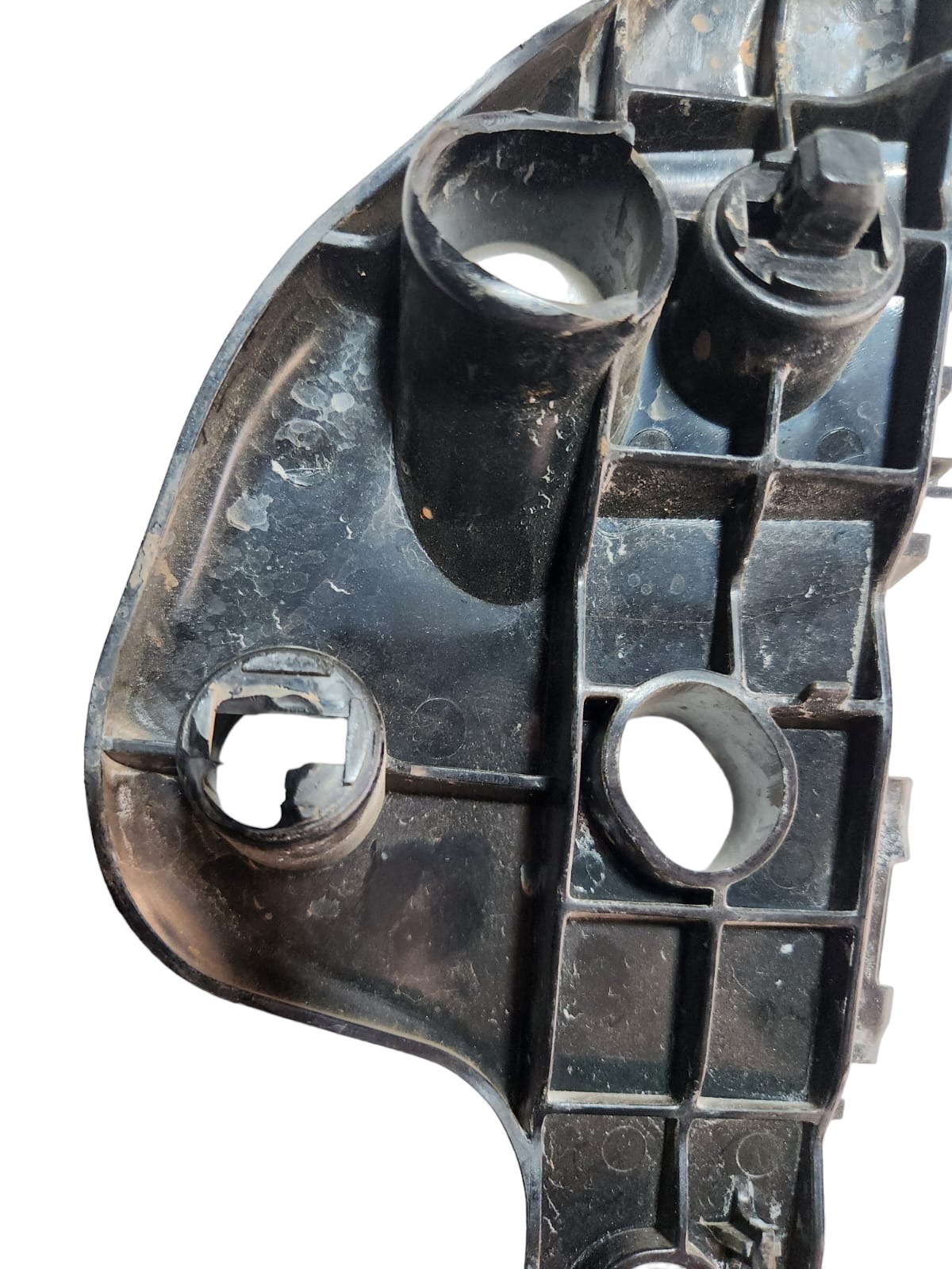 Guia Parachoque Dianteiro Direito Toyota Yaris 2019 Detalhe 3