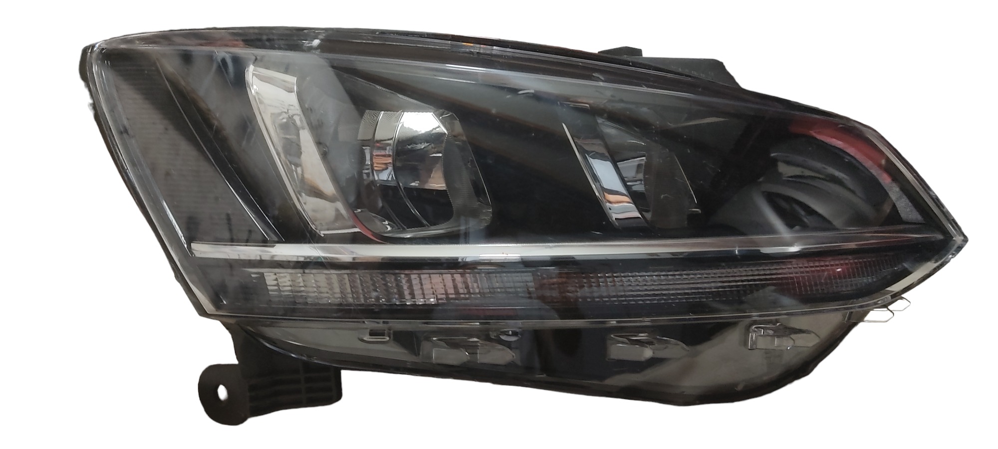 Farol Direito Volkswagen Fox 2015 2017 Recuperado