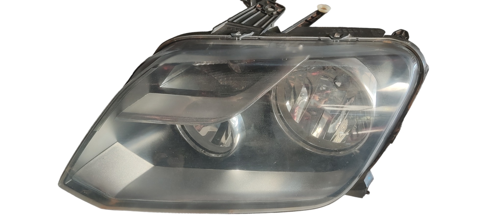Farol Esquerdo Volkswagen Amarok 2010 2014 C/detalhe