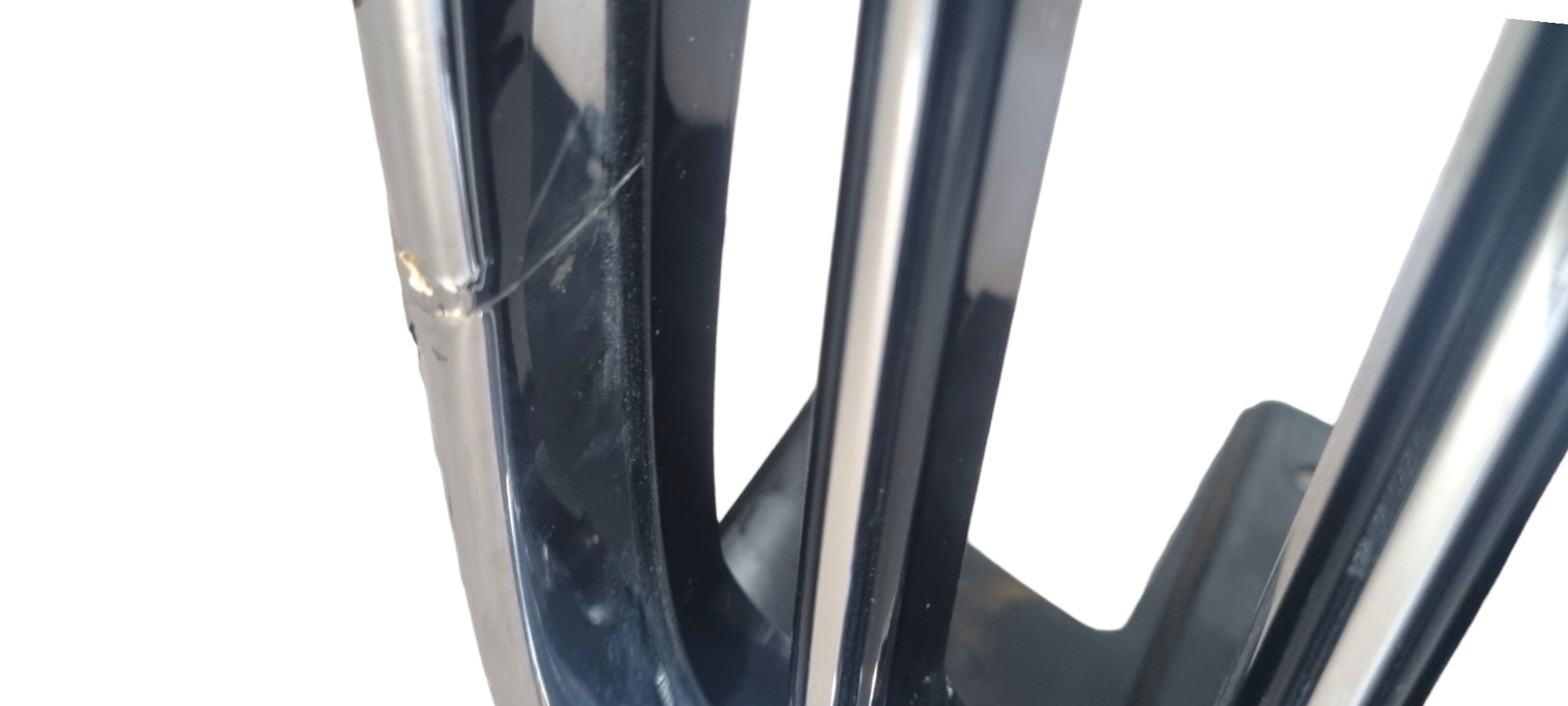 Grade Frontal Volvo Xc60 2017 C/detalhe 4