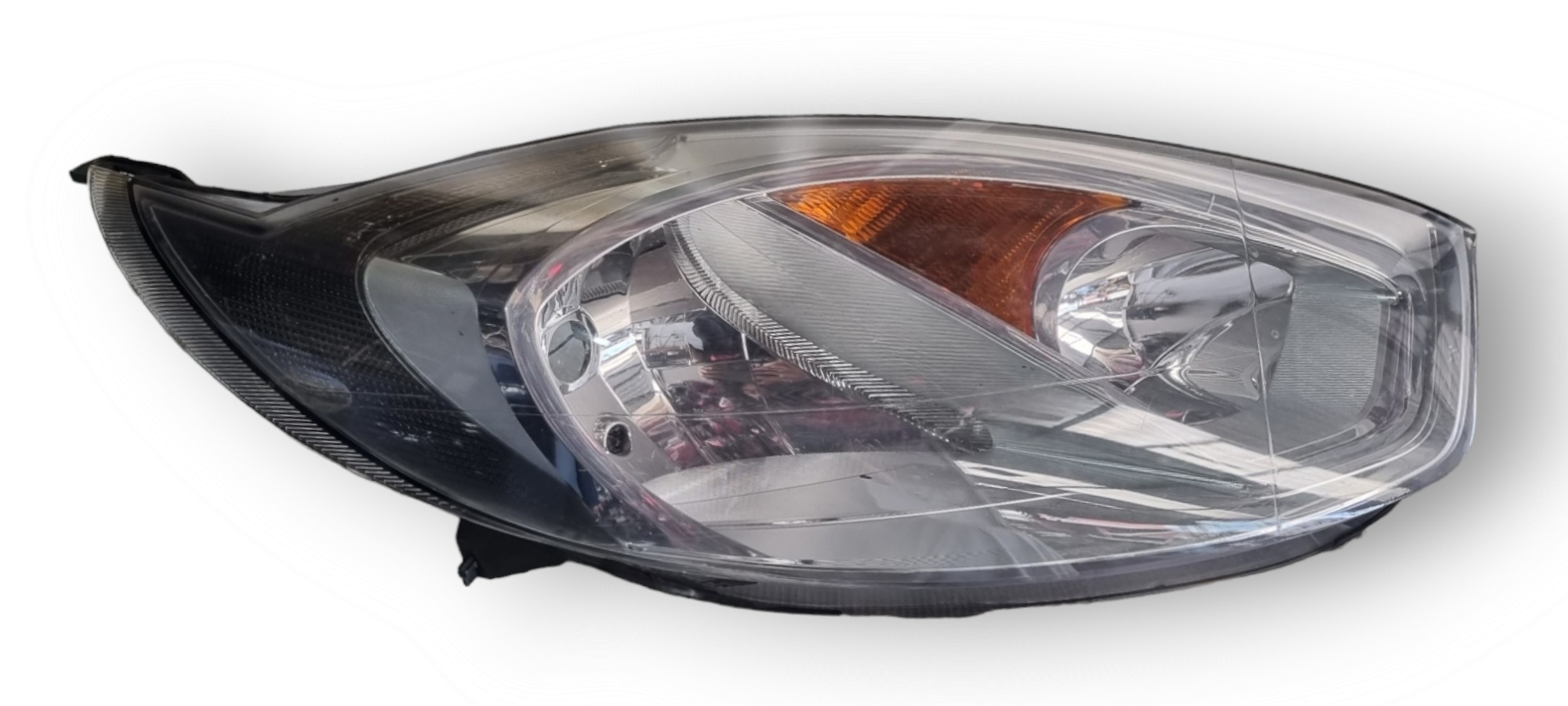Farol Direito Ford Fiesta 2012 Recuperado Direito