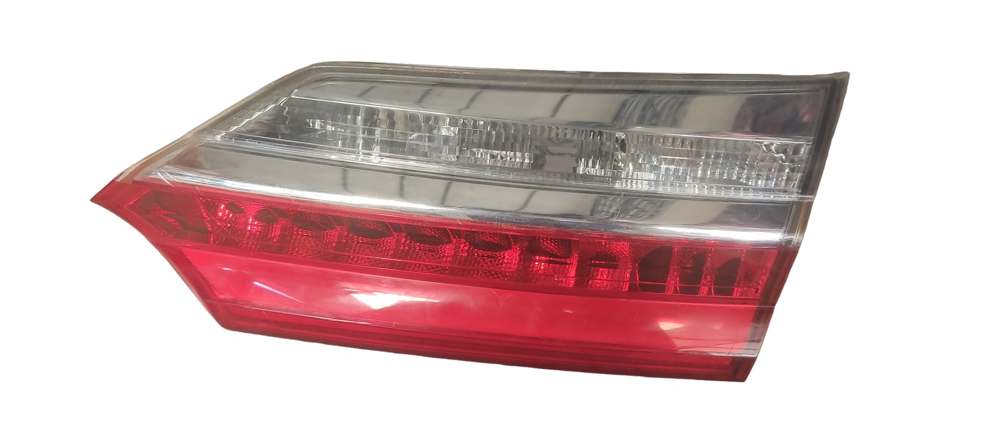 Lanterna Direita Mala Toyota Corolla 18 C/detalhe 4