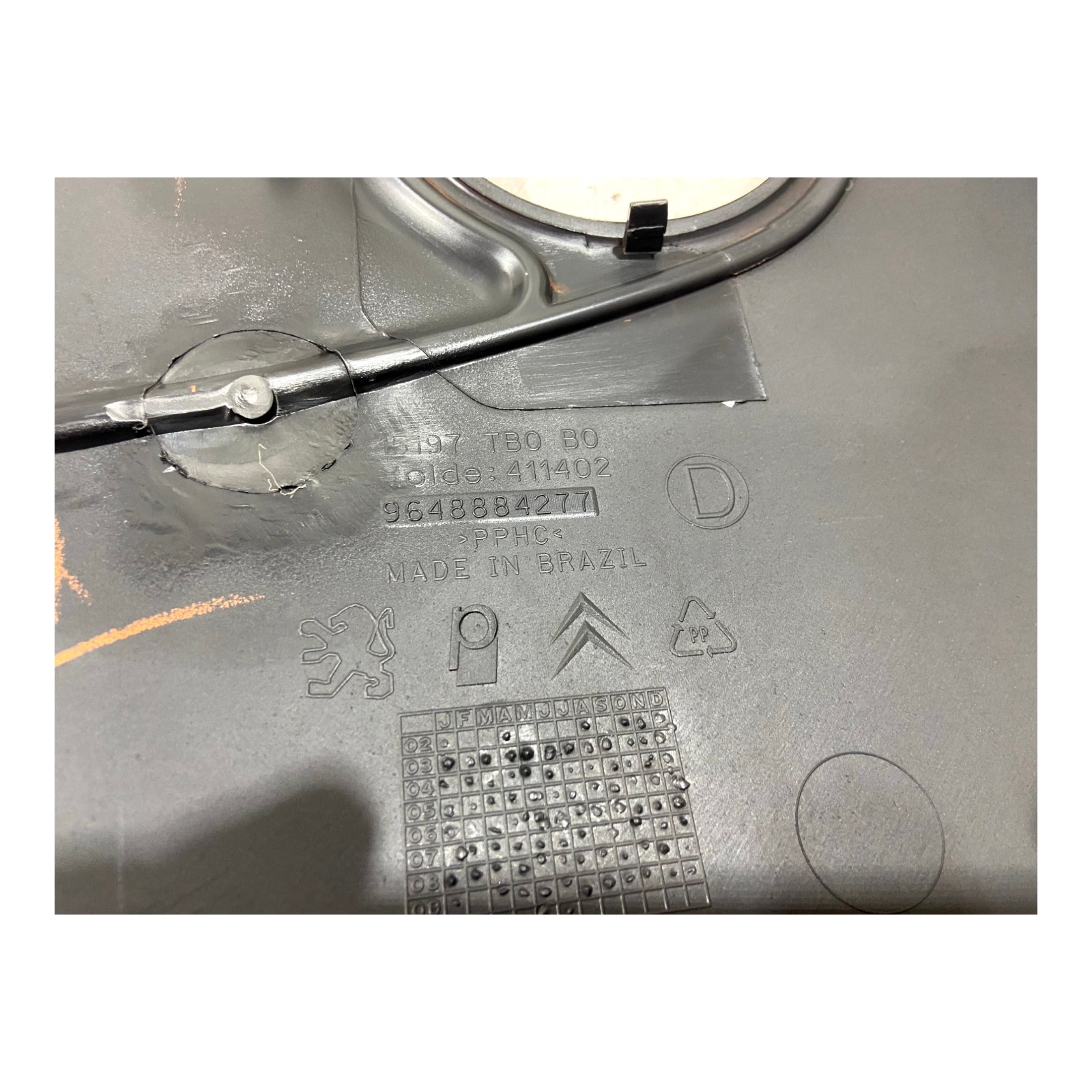 Forro De Porta Traseiro Direito Citroen C3 2003 A 2012 4