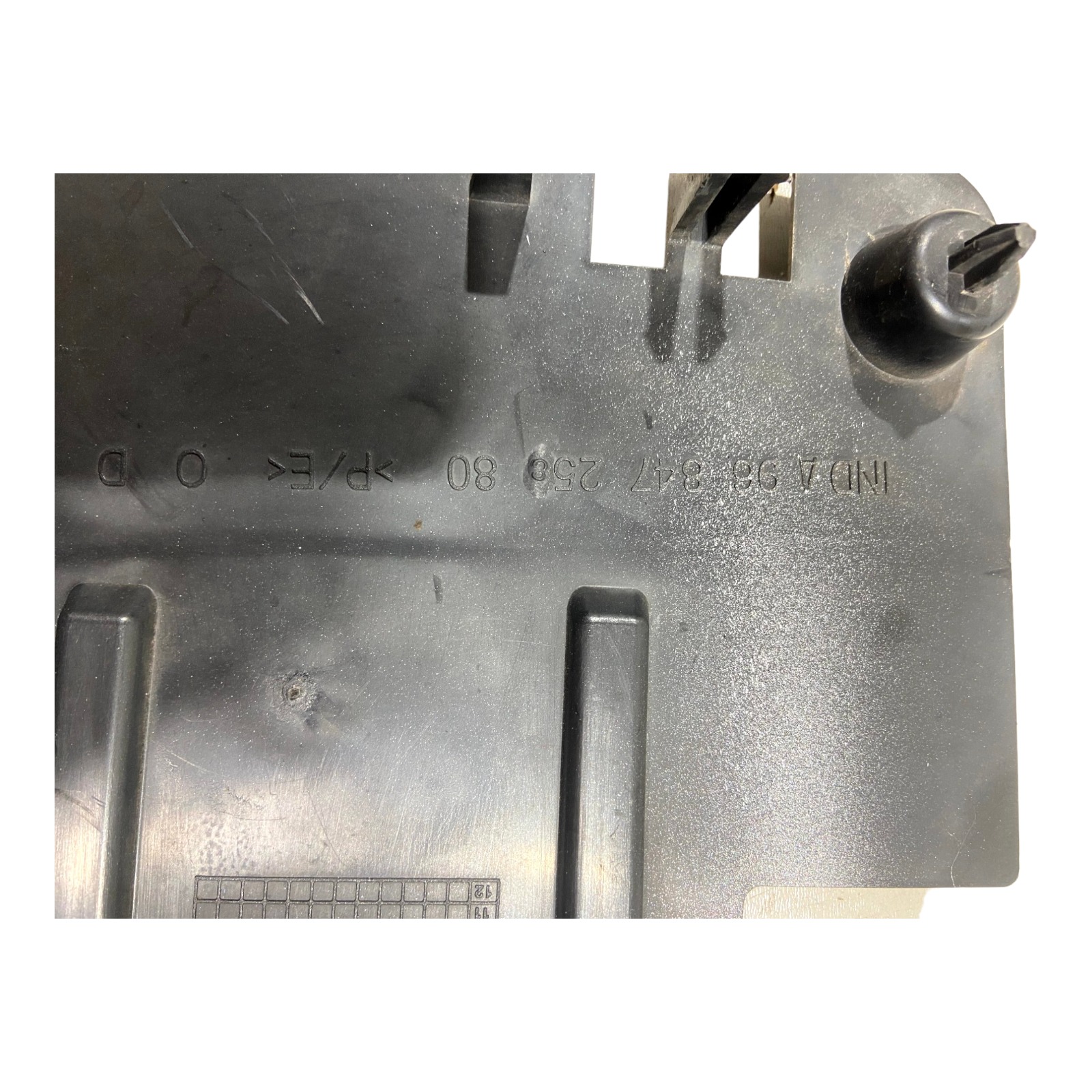 Defletor Moldura Radiador Esquerdo Citroen C3 Original 5