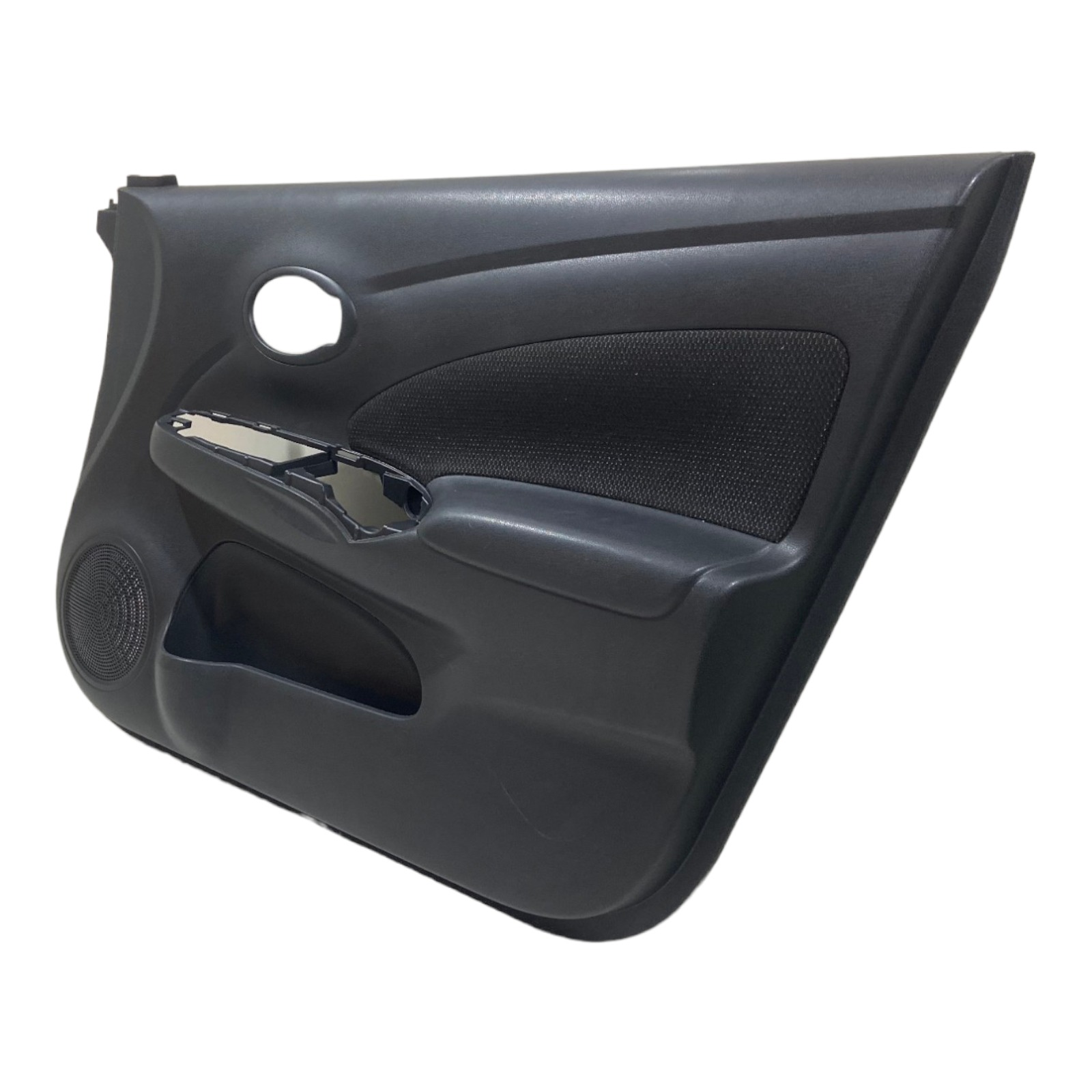 Forro De Porta Dianteiro Direito Nissan Versa Original 2