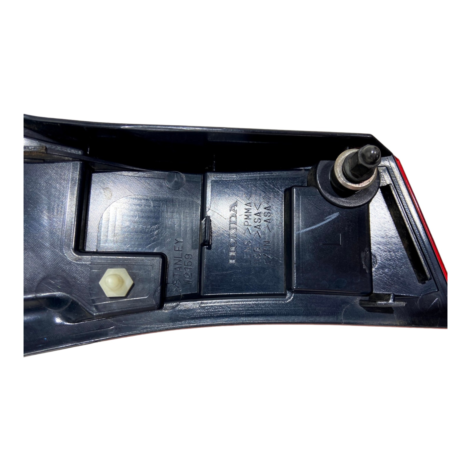 Lanterna Tampa Traseira Esquerda Honda New Fit Original 7