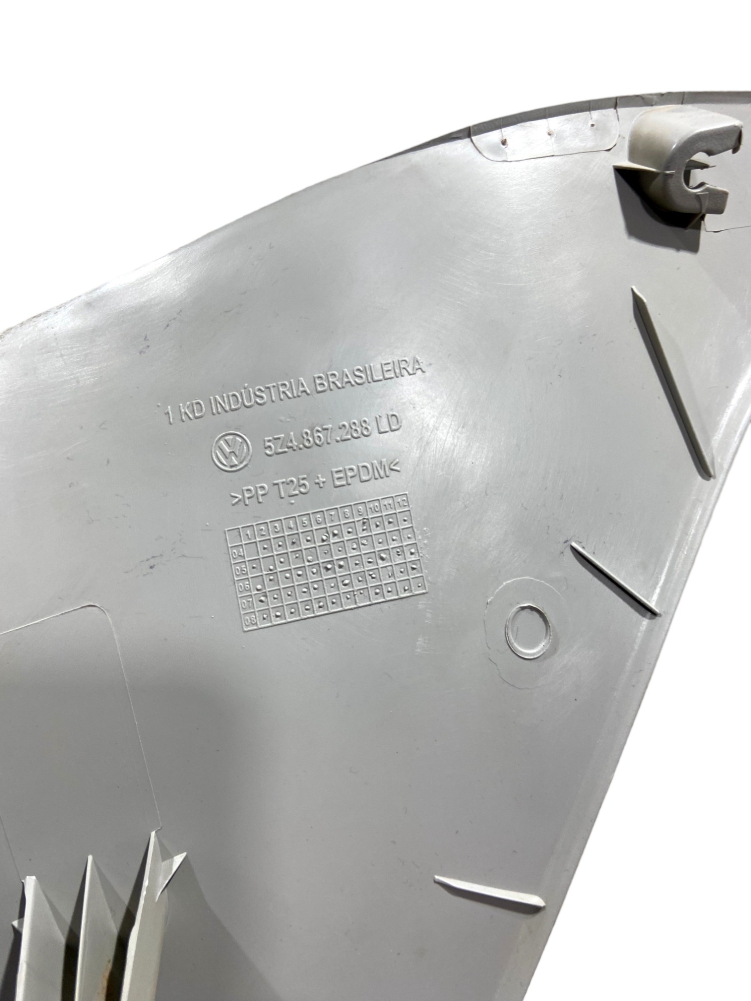 Acabamento Suporte Bagagito Lado Direito Vw Fox Crossfox 3